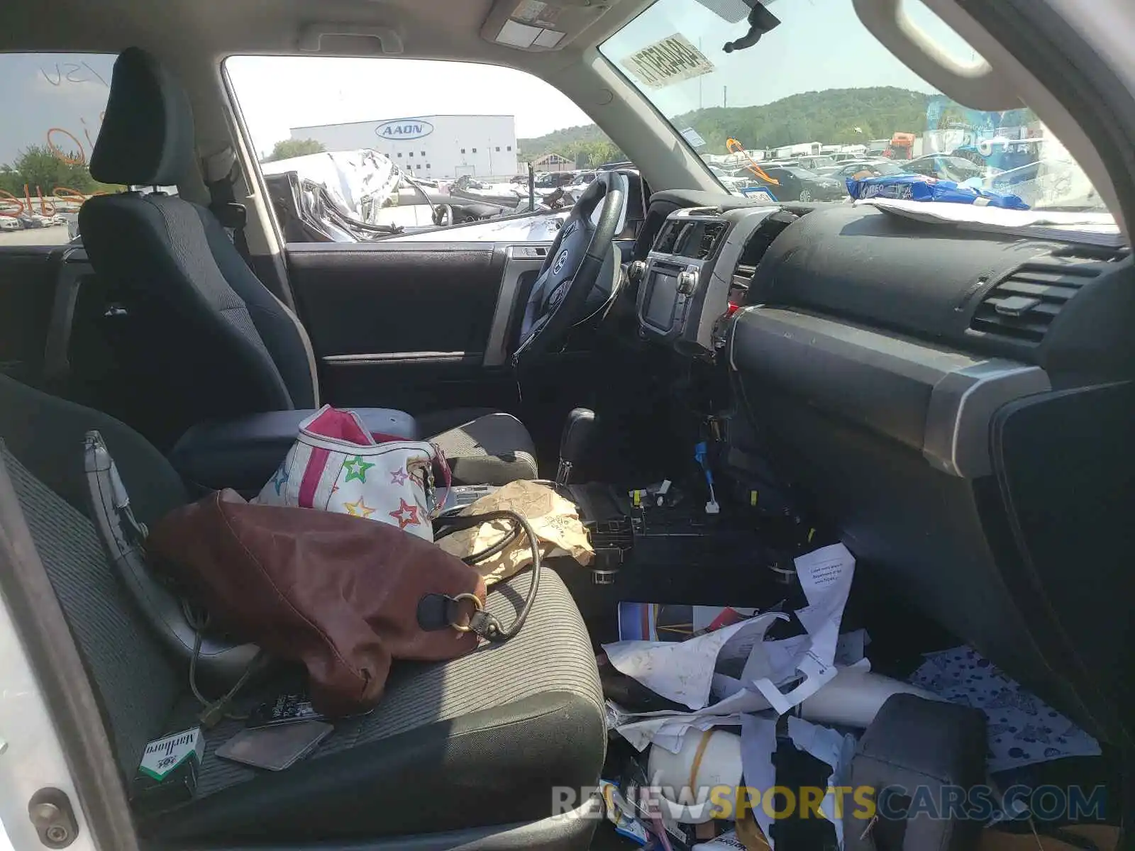 5 Photograph of a damaged car JTEBU5JR2K5660534 TOYOTA 4RUNNER 2019