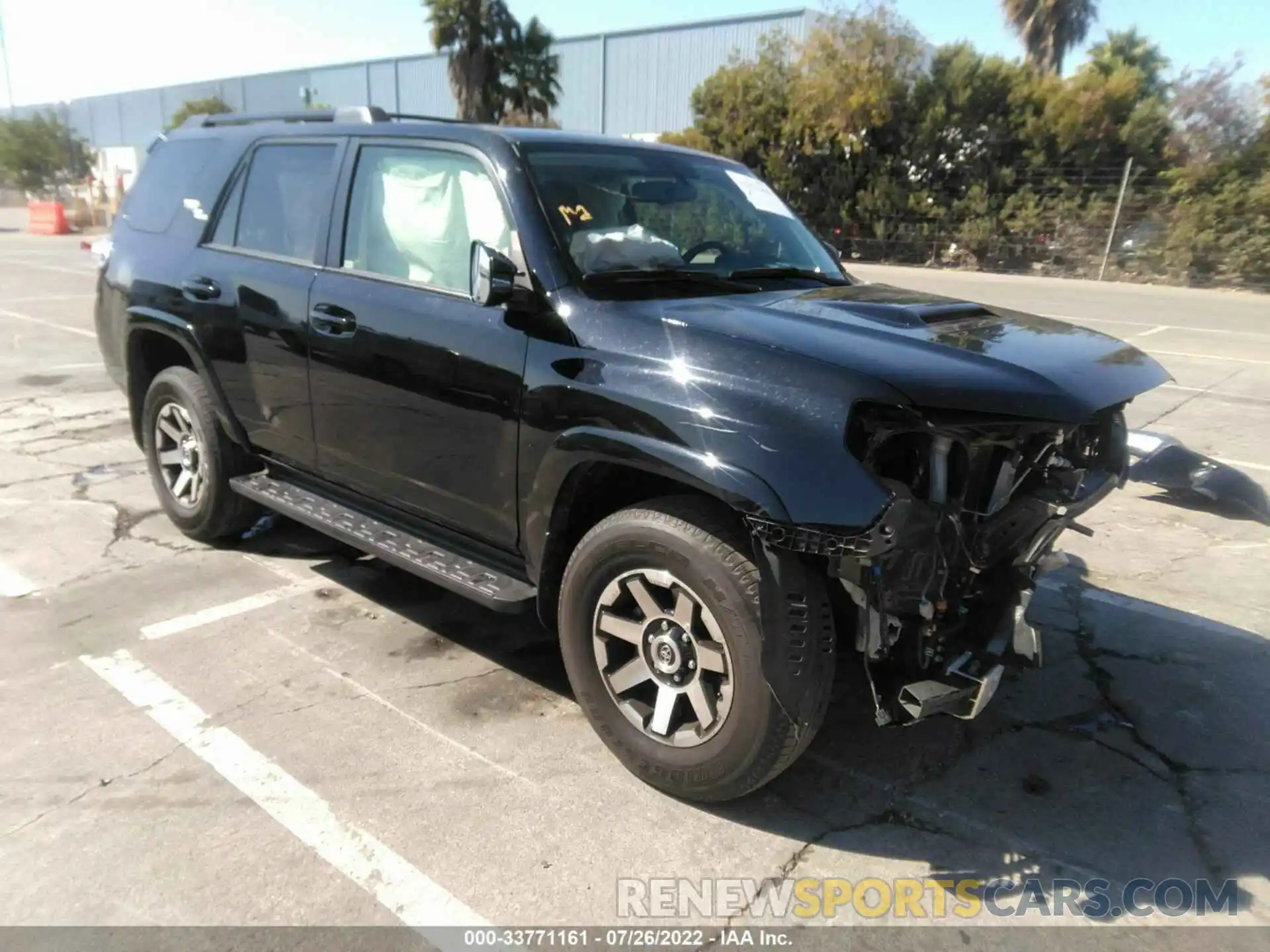 1 Photograph of a damaged car JTEBU5JR2K5660744 TOYOTA 4RUNNER 2019