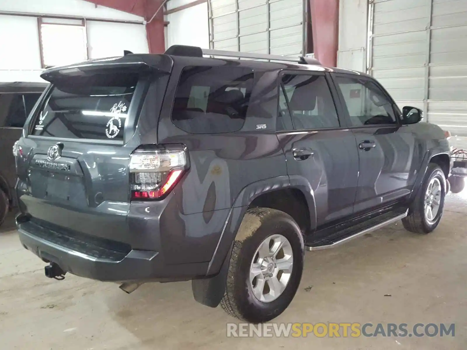 4 Photograph of a damaged car JTEBU5JR2K5661134 TOYOTA 4RUNNER 2019