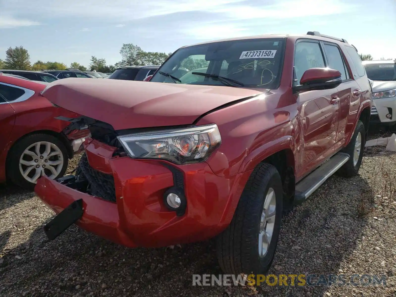 2 Photograph of a damaged car JTEBU5JR2K5661425 TOYOTA 4RUNNER 2019