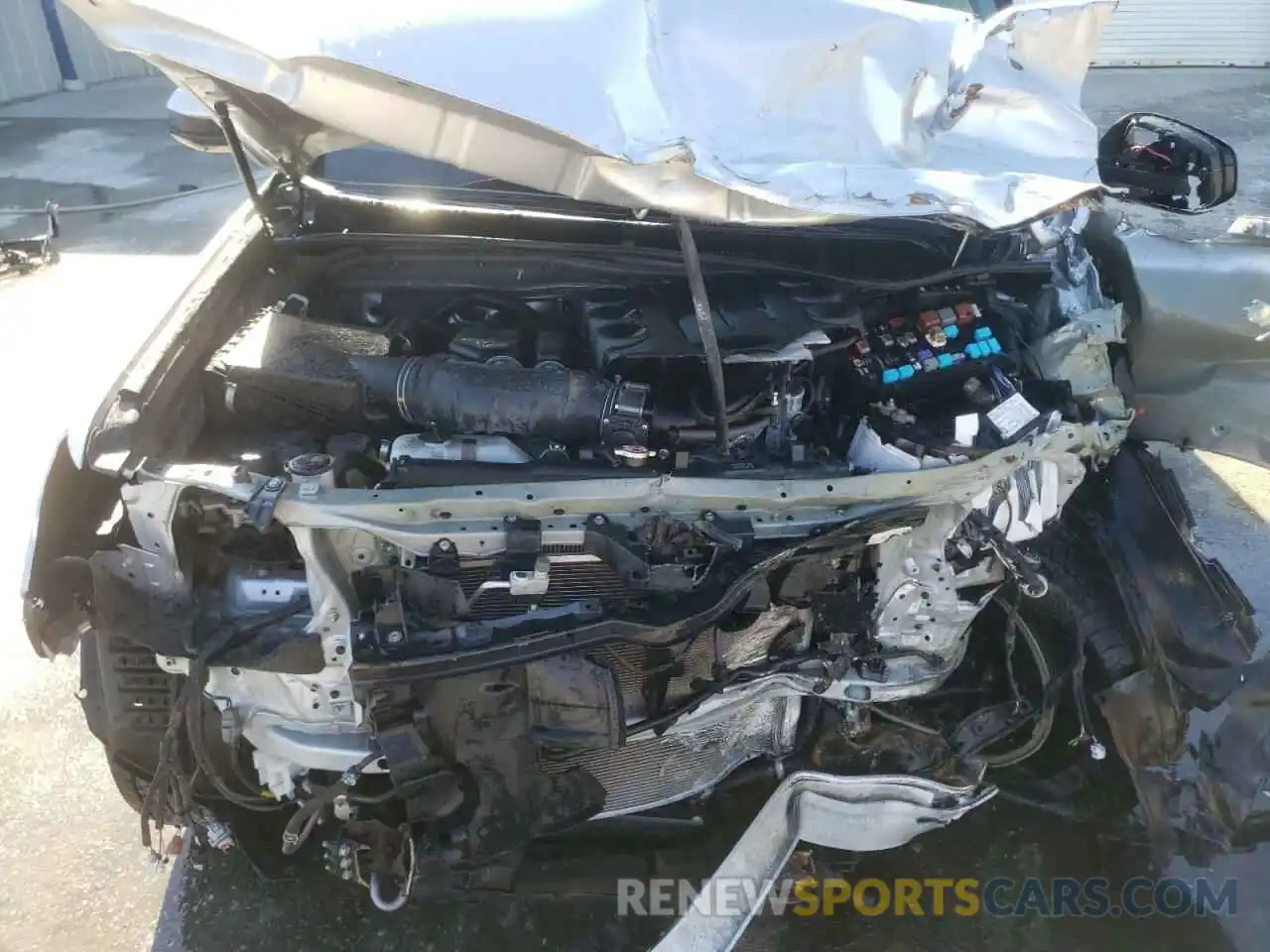 7 Photograph of a damaged car JTEBU5JR2K5662137 TOYOTA 4RUNNER 2019