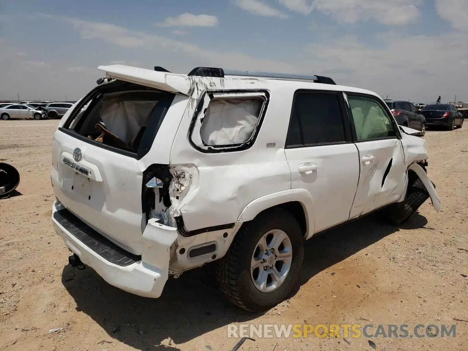 4 Фотография поврежденного автомобиля JTEBU5JR2K5662543 TOYOTA 4RUNNER 2019