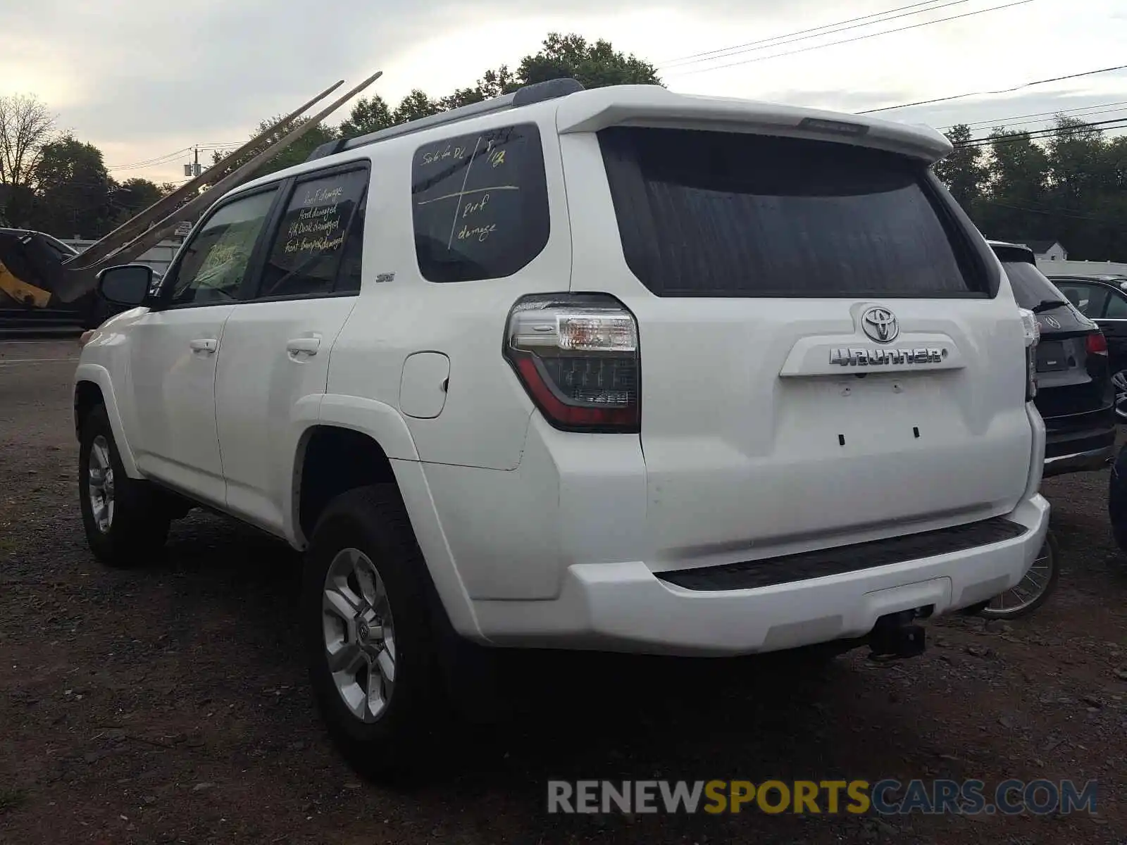 3 Photograph of a damaged car JTEBU5JR2K5663286 TOYOTA 4RUNNER 2019