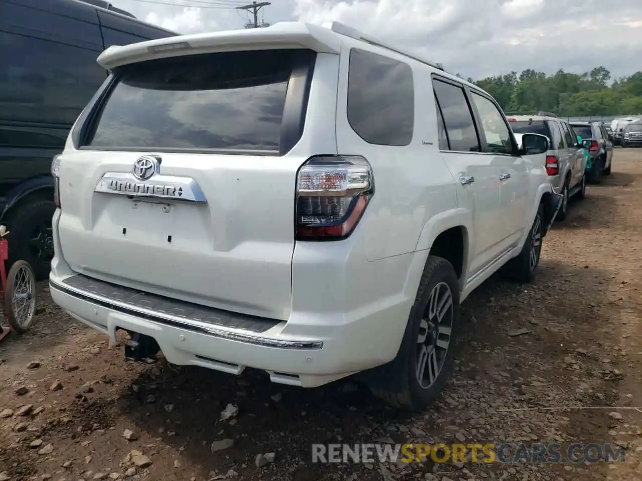 4 Фотография поврежденного автомобиля JTEBU5JR2K5664129 TOYOTA 4RUNNER 2019