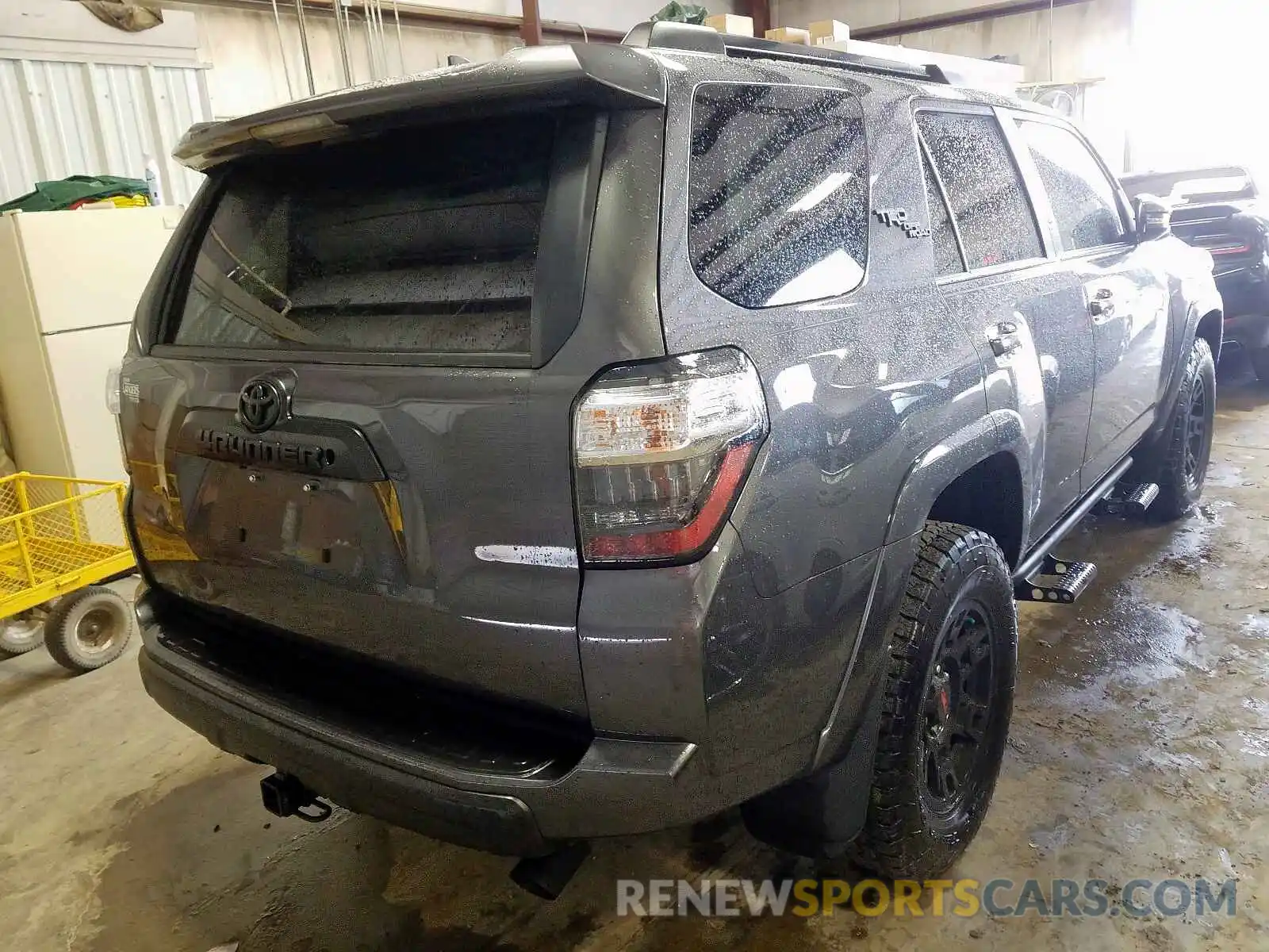 4 Photograph of a damaged car JTEBU5JR2K5665216 TOYOTA 4RUNNER 2019