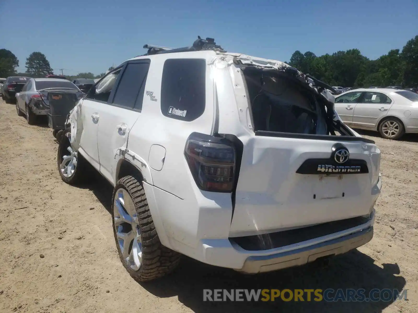 3 Фотография поврежденного автомобиля JTEBU5JR2K5666253 TOYOTA 4RUNNER 2019