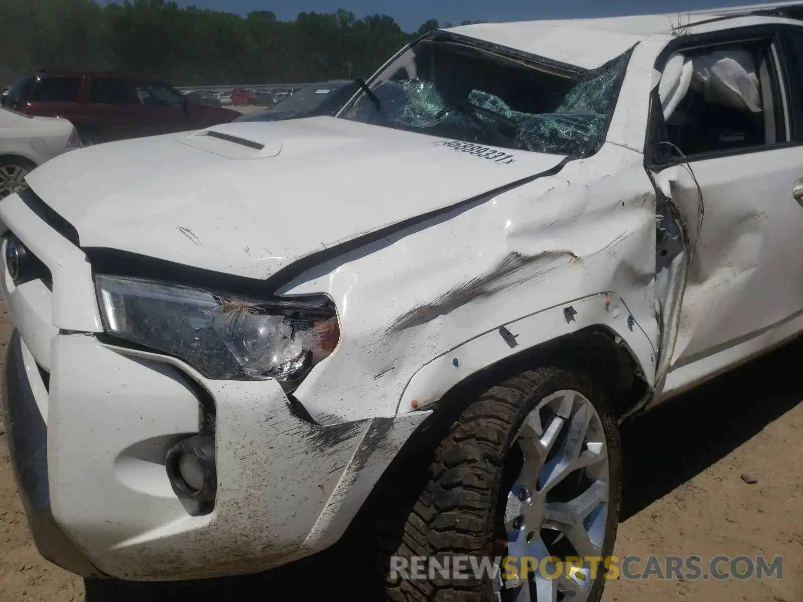 9 Photograph of a damaged car JTEBU5JR2K5666253 TOYOTA 4RUNNER 2019