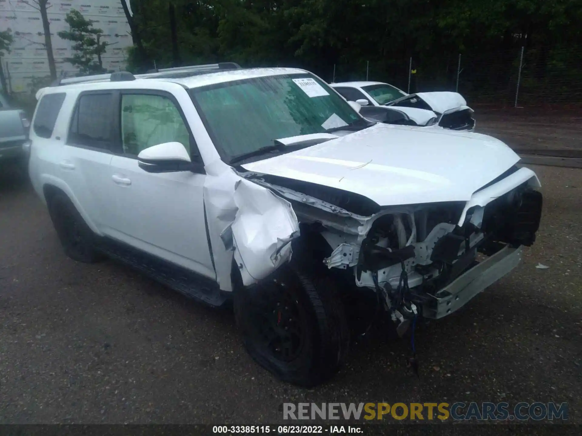 1 Photograph of a damaged car JTEBU5JR2K5666348 TOYOTA 4RUNNER 2019