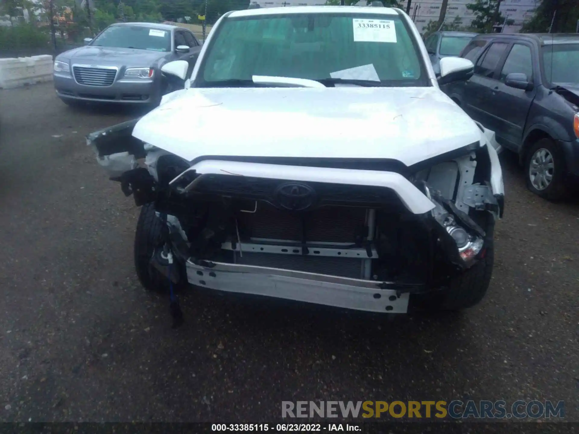 6 Photograph of a damaged car JTEBU5JR2K5666348 TOYOTA 4RUNNER 2019