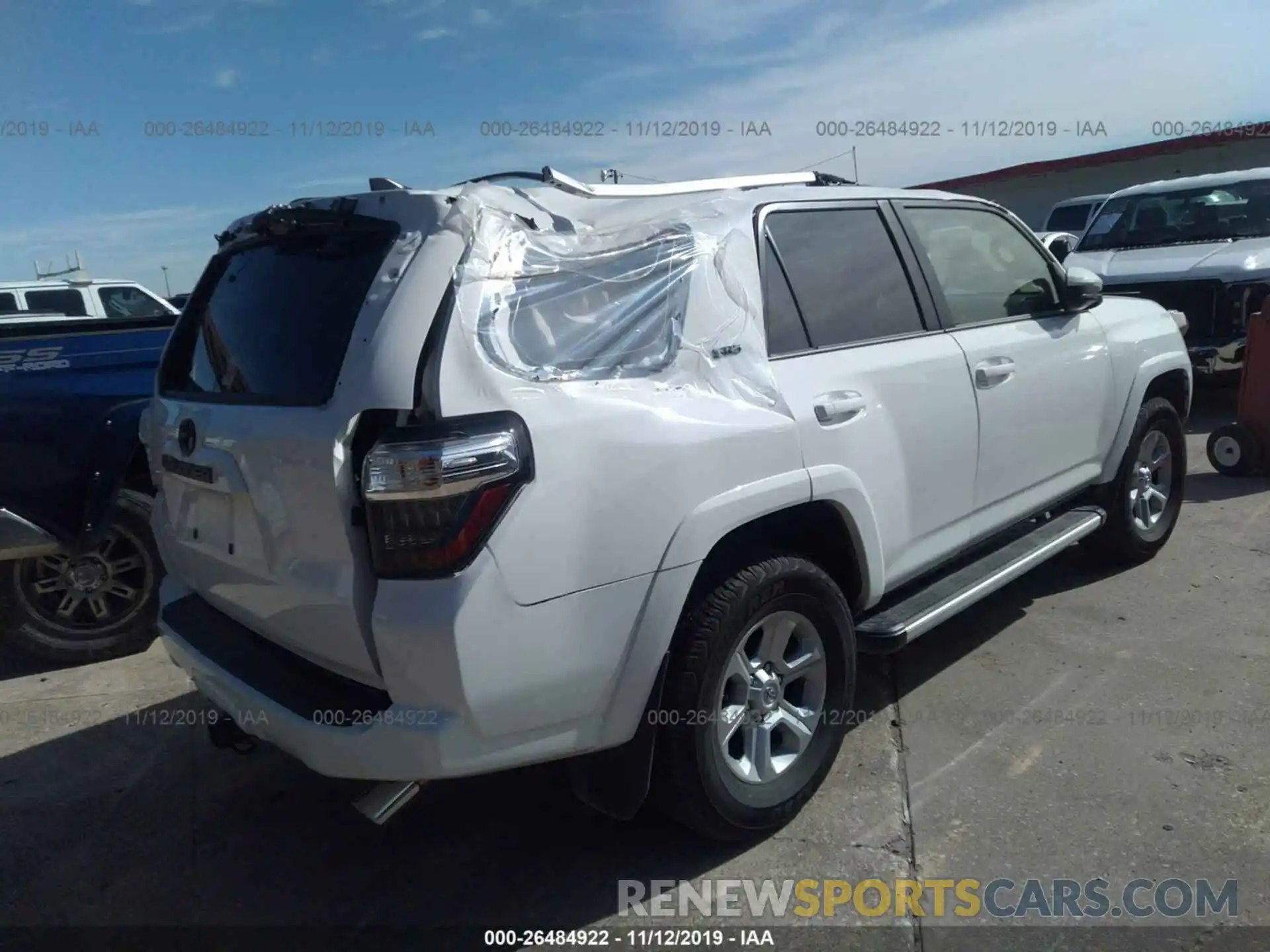 4 Photograph of a damaged car JTEBU5JR2K5667080 TOYOTA 4RUNNER 2019