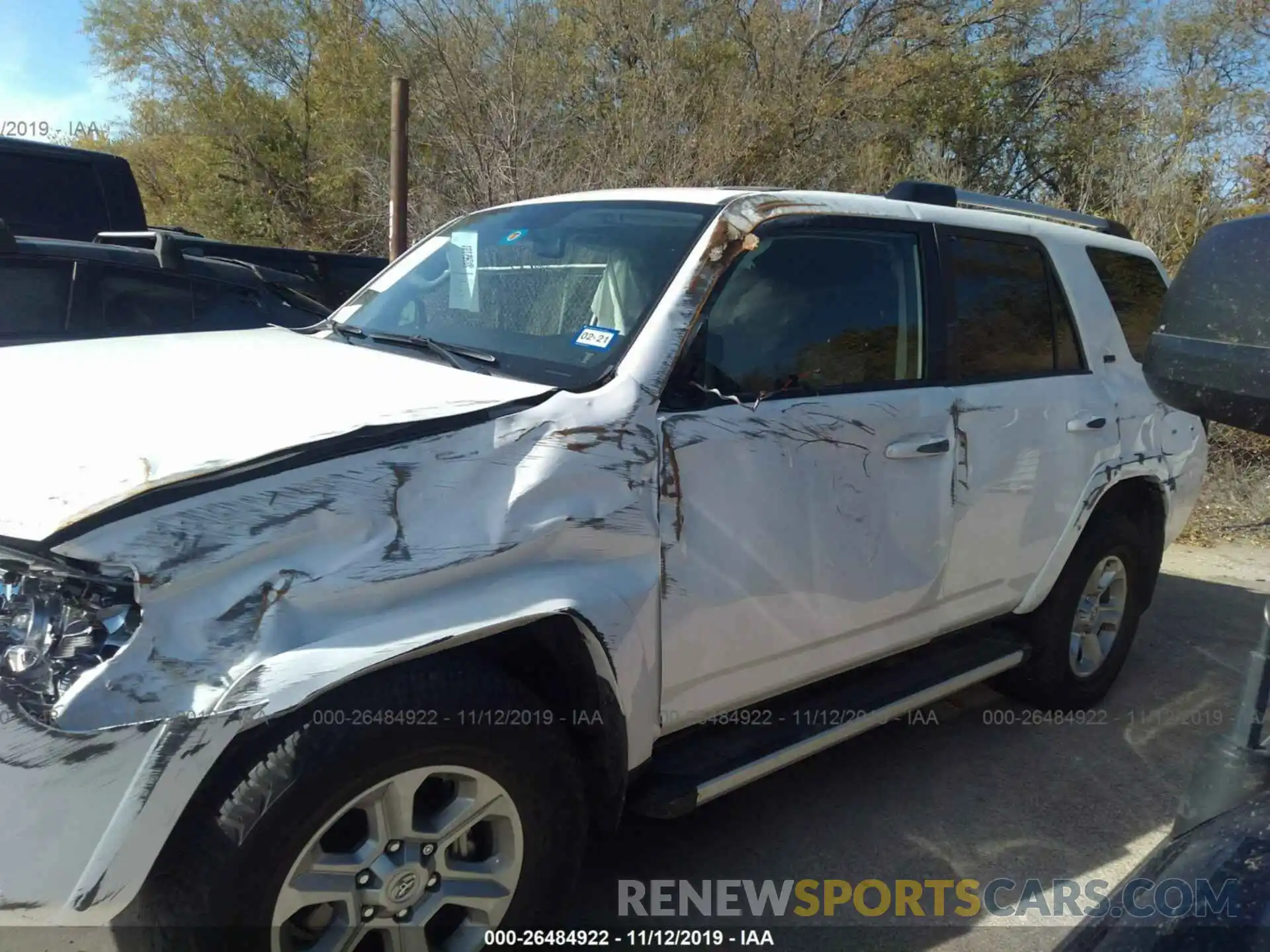 6 Photograph of a damaged car JTEBU5JR2K5667080 TOYOTA 4RUNNER 2019