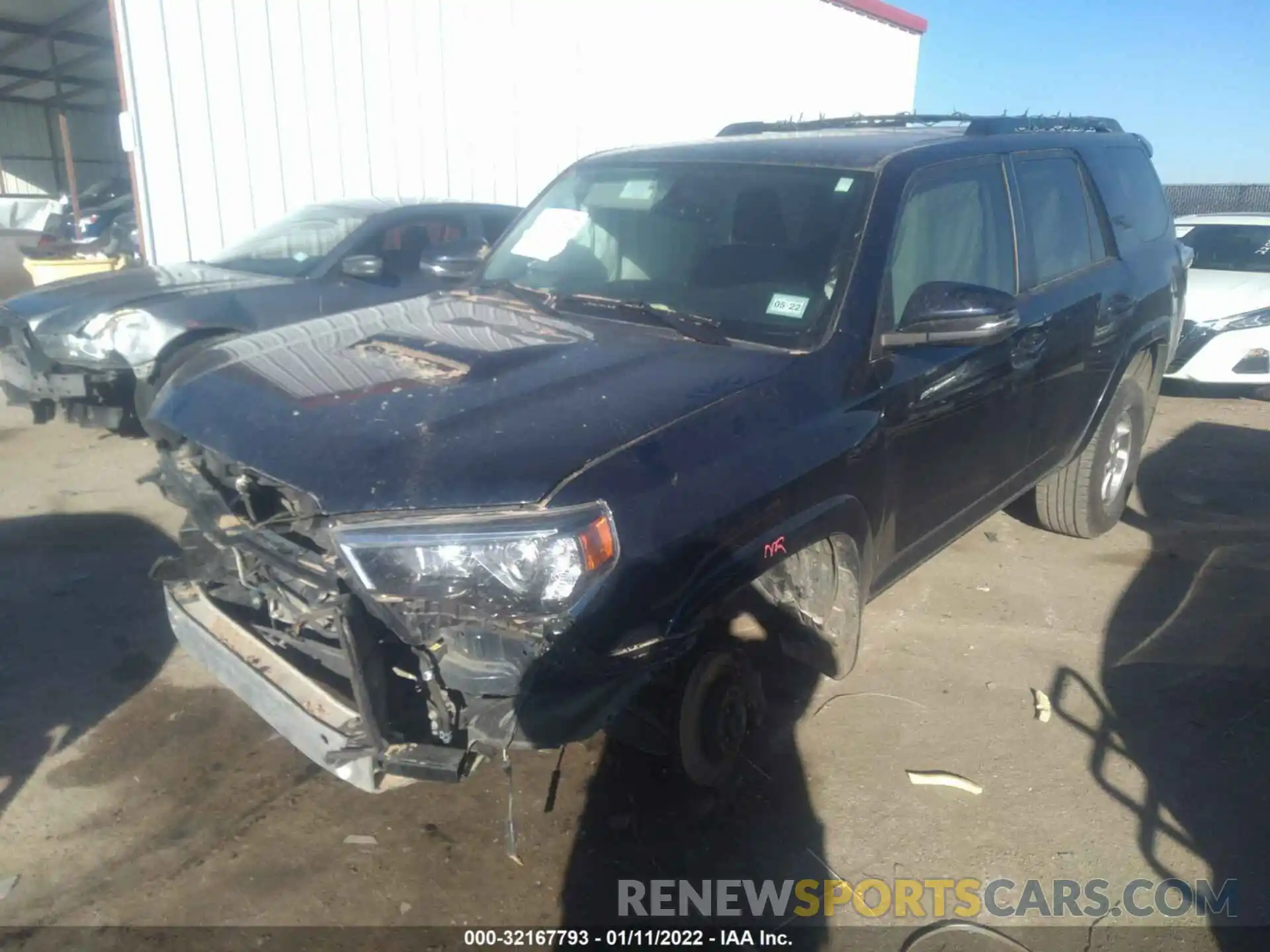 2 Фотография поврежденного автомобиля JTEBU5JR2K5668276 TOYOTA 4RUNNER 2019