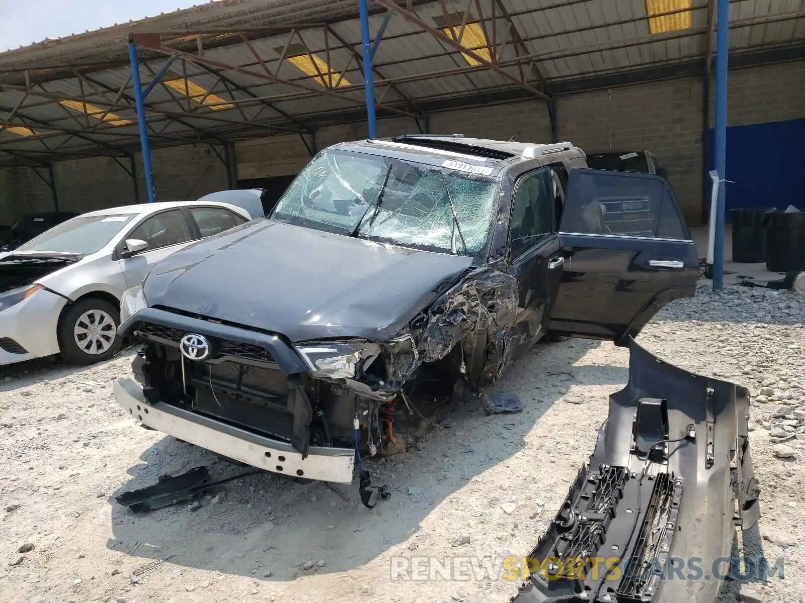 2 Photograph of a damaged car JTEBU5JR2K5673820 TOYOTA 4RUNNER 2019