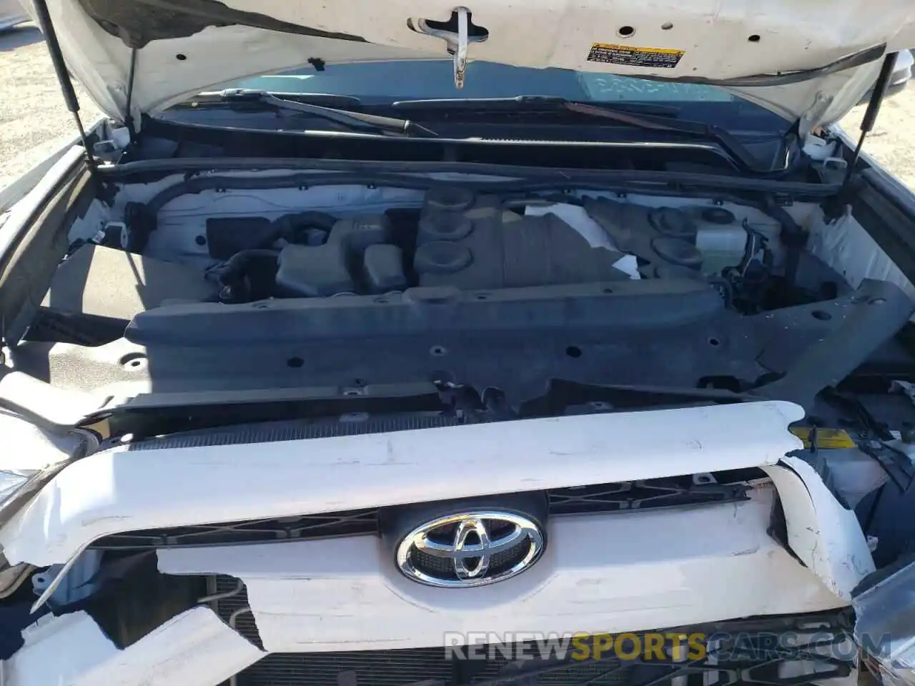 7 Photograph of a damaged car JTEBU5JR2K5678337 TOYOTA 4RUNNER 2019