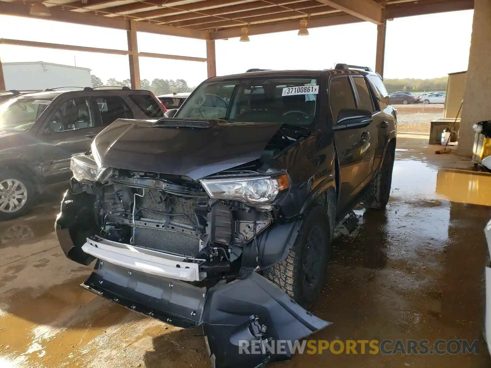 2 Photograph of a damaged car JTEBU5JR2K5683408 TOYOTA 4RUNNER 2019