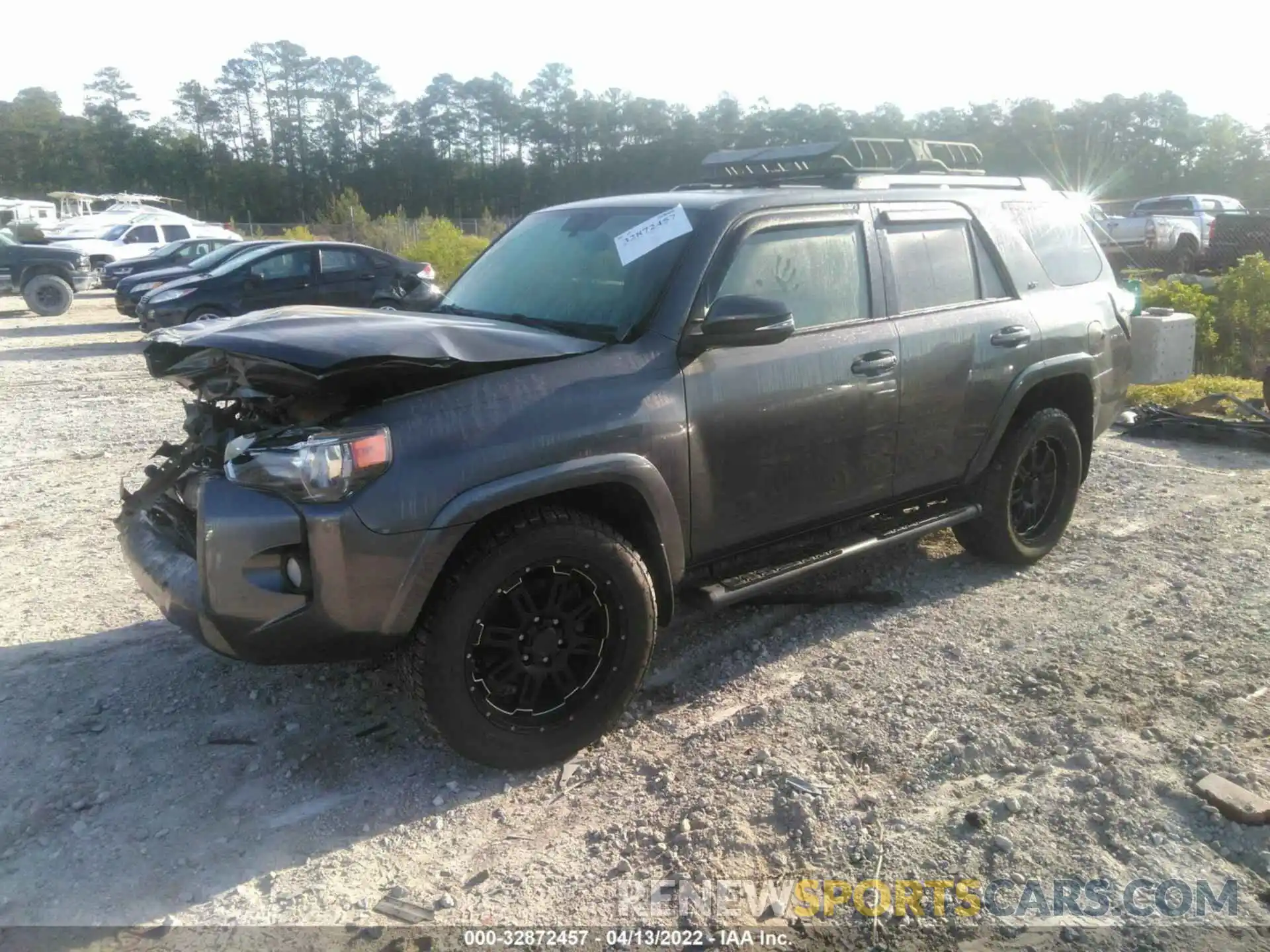 2 Photograph of a damaged car JTEBU5JR2K5686938 TOYOTA 4RUNNER 2019