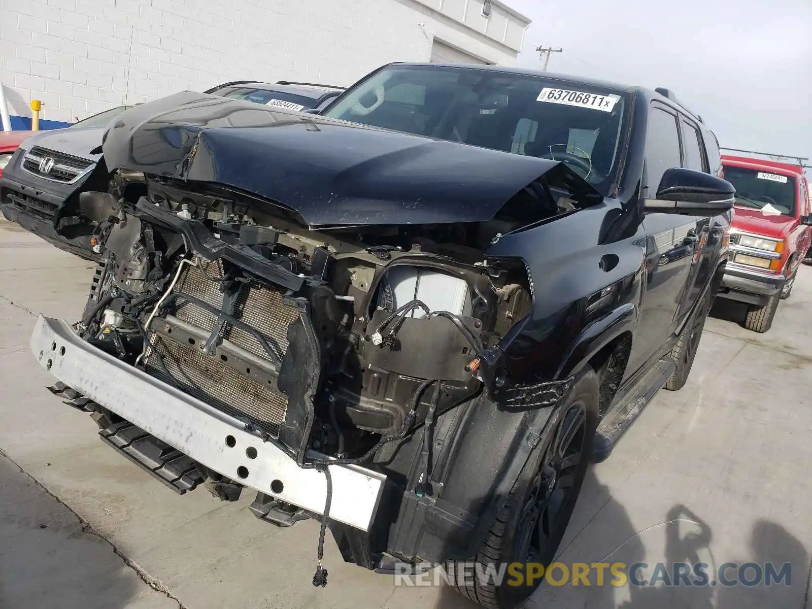 2 Photograph of a damaged car JTEBU5JR2K5687457 TOYOTA 4RUNNER 2019