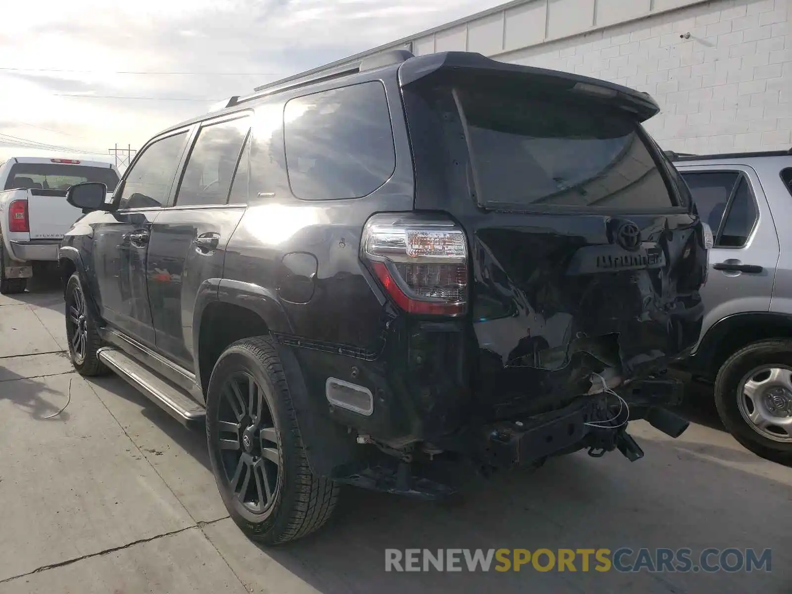 3 Фотография поврежденного автомобиля JTEBU5JR2K5687457 TOYOTA 4RUNNER 2019