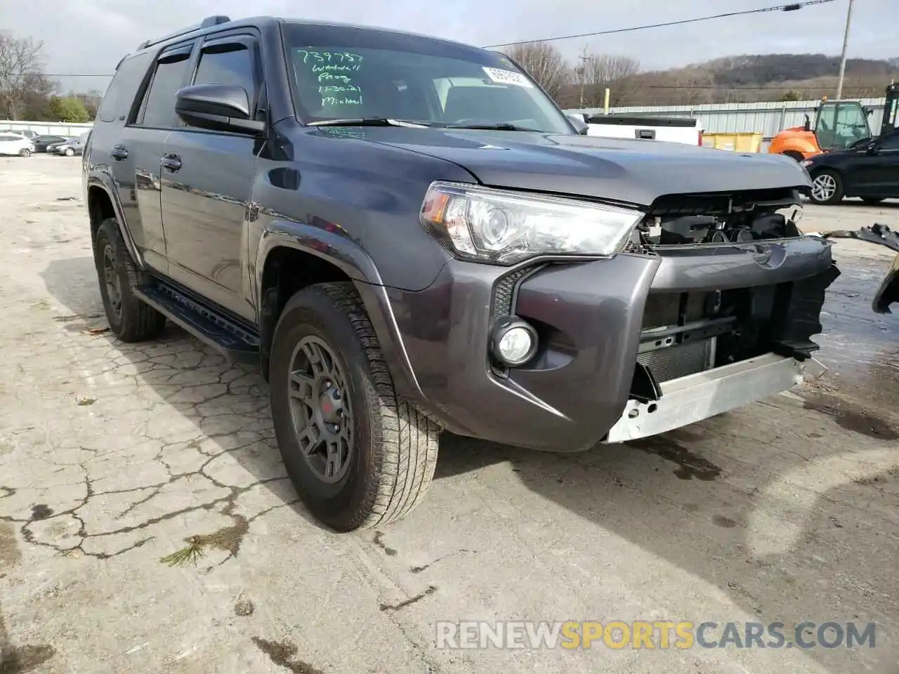 1 Photograph of a damaged car JTEBU5JR2K5688673 TOYOTA 4RUNNER 2019