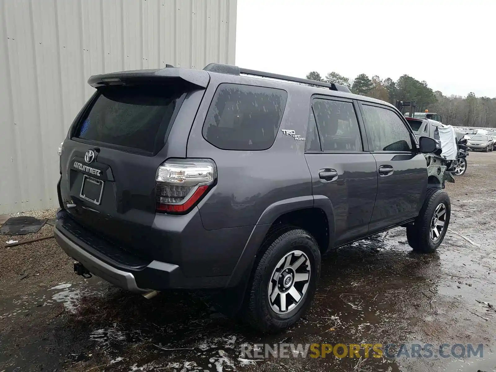 4 Фотография поврежденного автомобиля JTEBU5JR2K5688916 TOYOTA 4RUNNER 2019