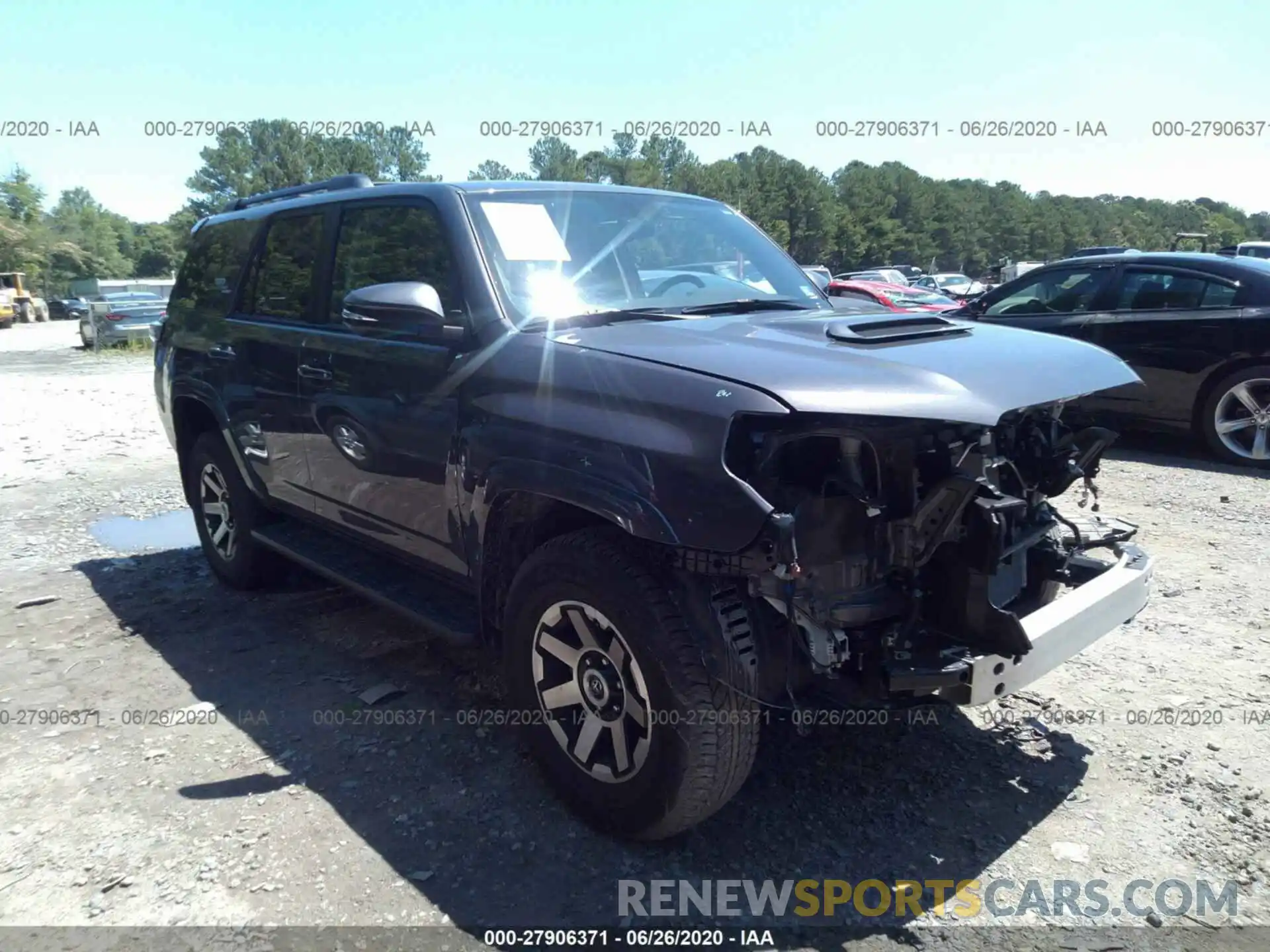 1 Photograph of a damaged car JTEBU5JR2K5689662 TOYOTA 4RUNNER 2019