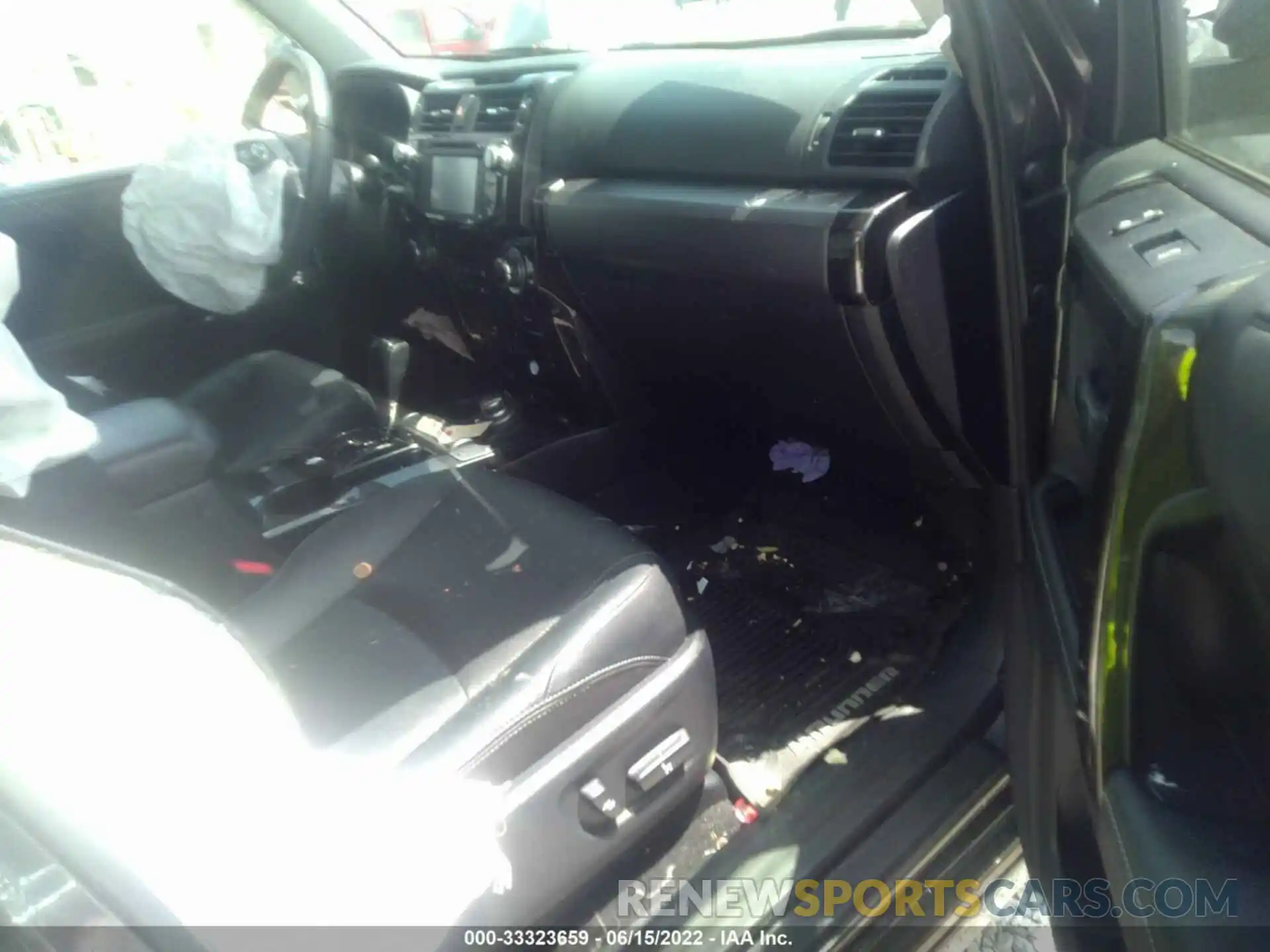 5 Photograph of a damaged car JTEBU5JR2K5693811 TOYOTA 4RUNNER 2019