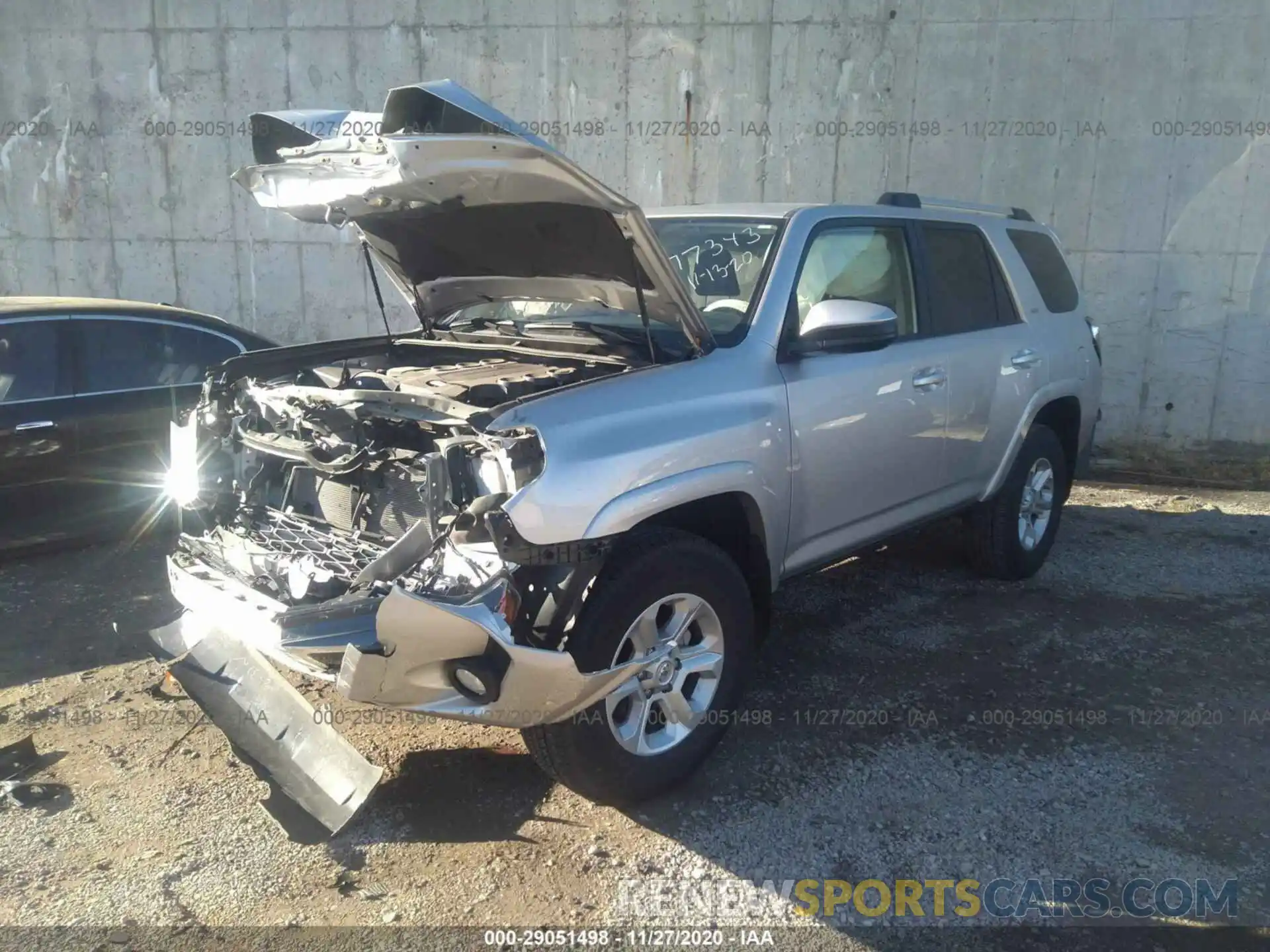 2 Фотография поврежденного автомобиля JTEBU5JR2K5695686 TOYOTA 4RUNNER 2019