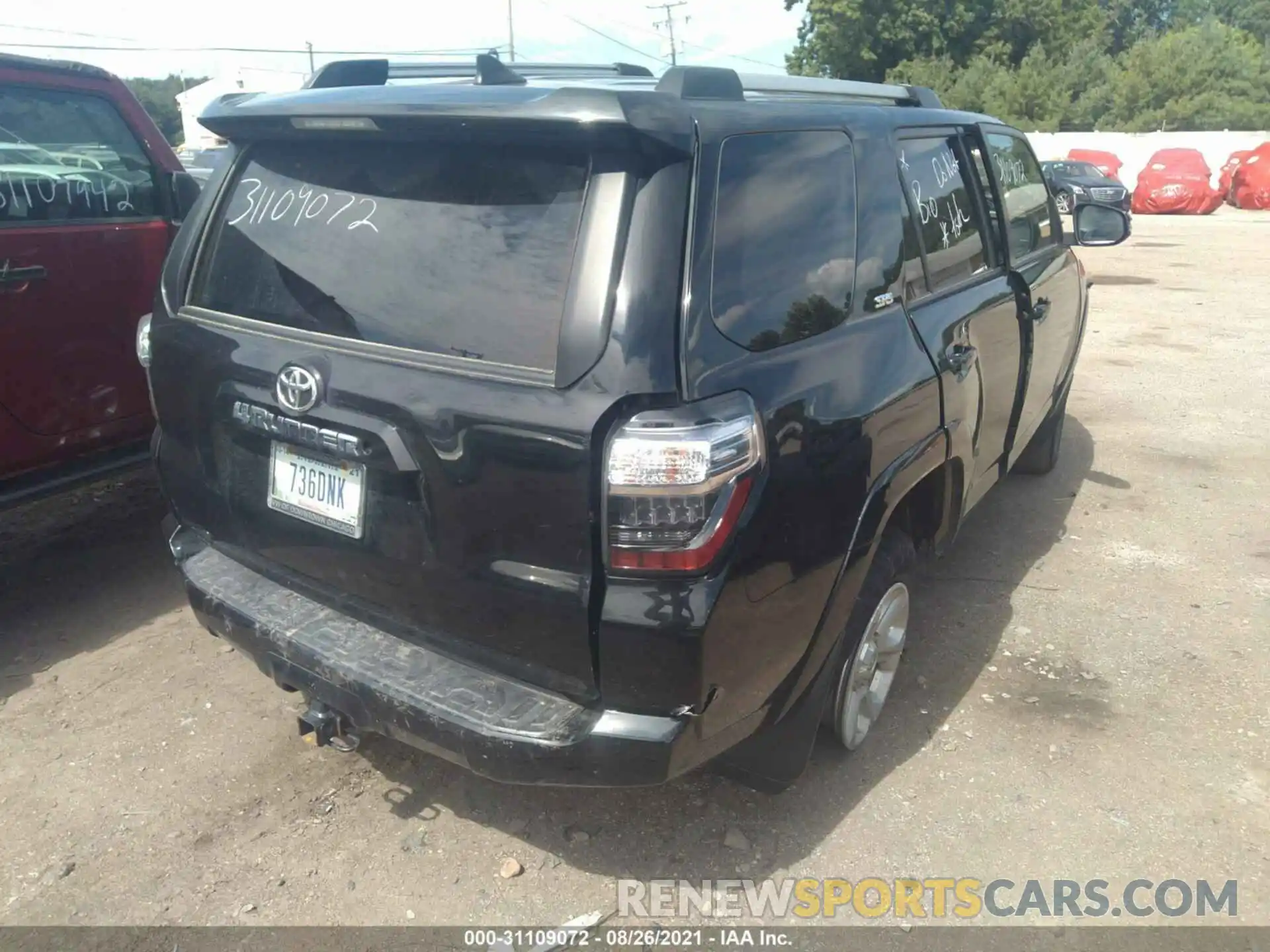 4 Photograph of a damaged car JTEBU5JR2K5697017 TOYOTA 4RUNNER 2019