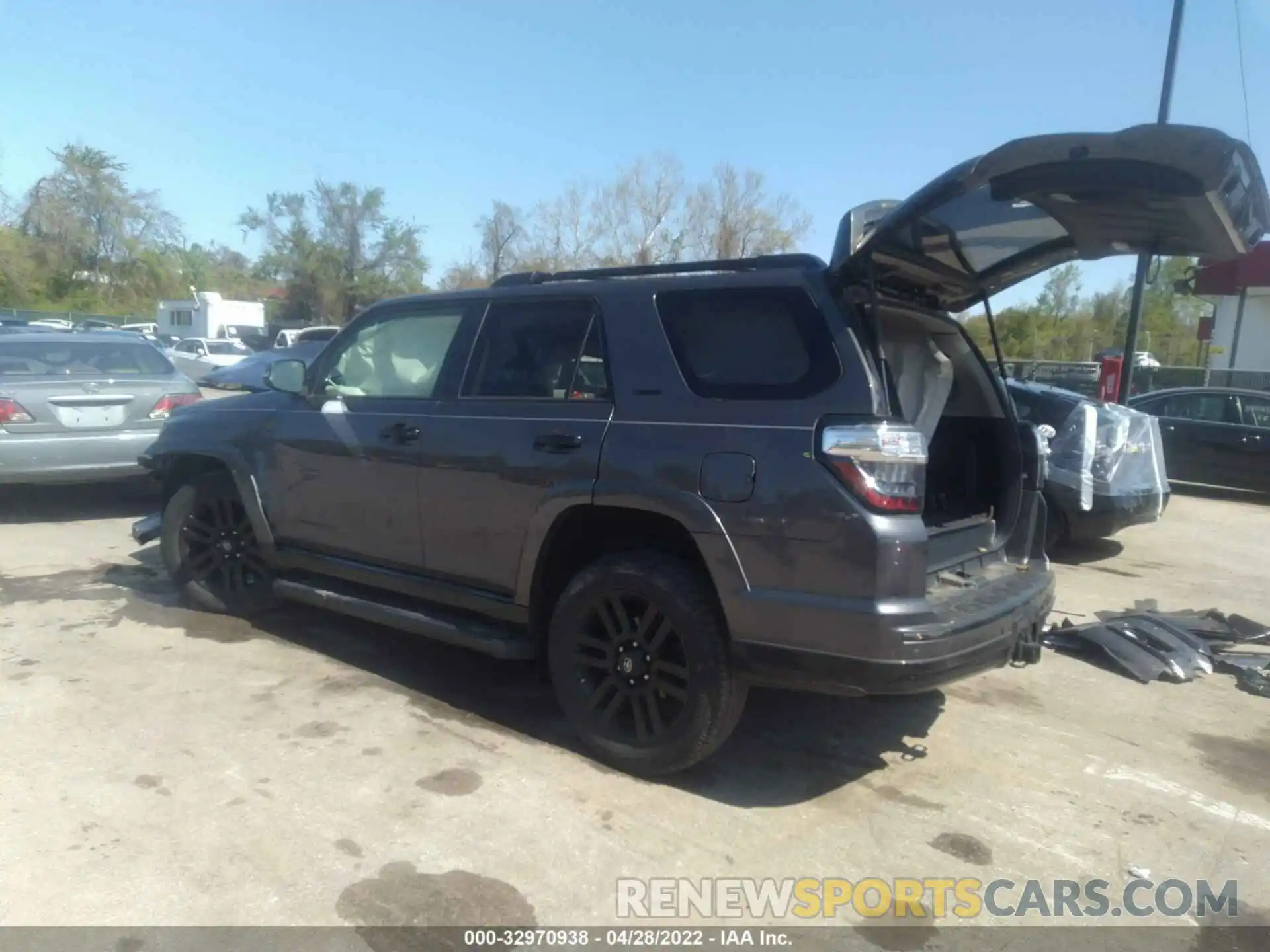 3 Фотография поврежденного автомобиля JTEBU5JR2K5699091 TOYOTA 4RUNNER 2019