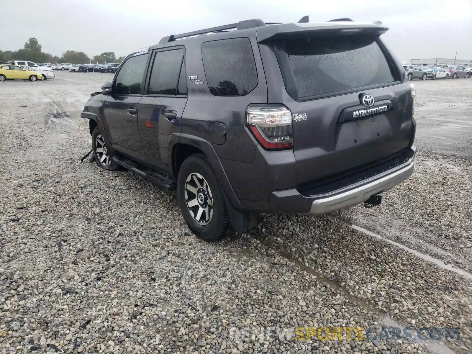 3 Photograph of a damaged car JTEBU5JR2K5699947 TOYOTA 4RUNNER 2019