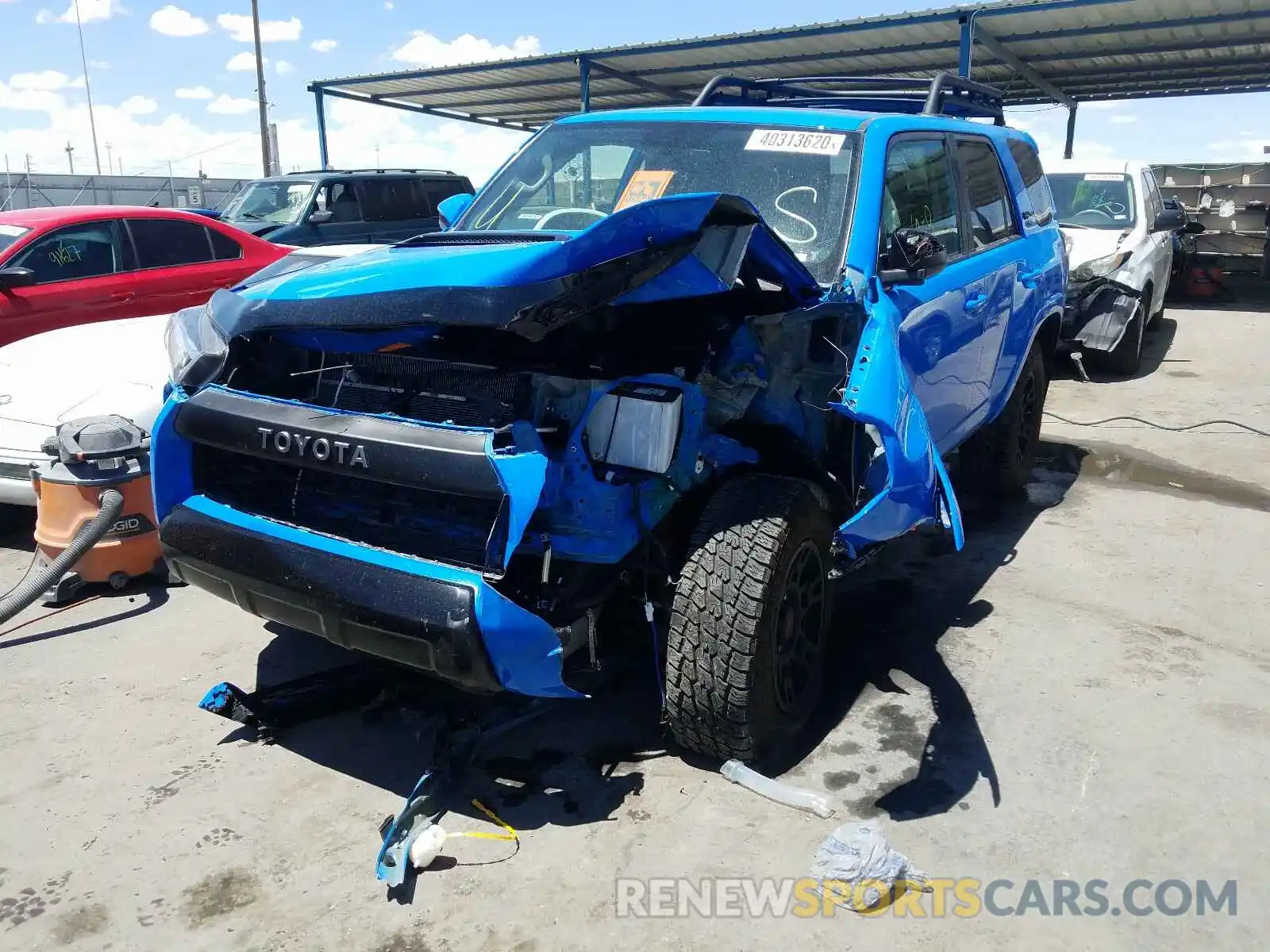 2 Photograph of a damaged car JTEBU5JR2K5702281 TOYOTA 4RUNNER 2019