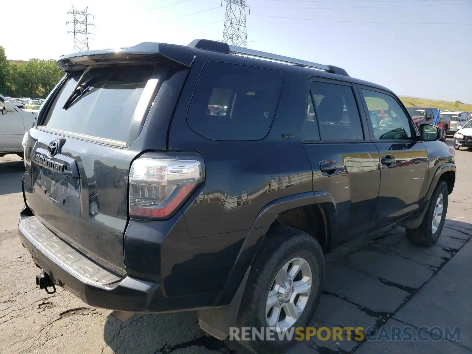 4 Фотография поврежденного автомобиля JTEBU5JR2K5702393 TOYOTA 4RUNNER 2019