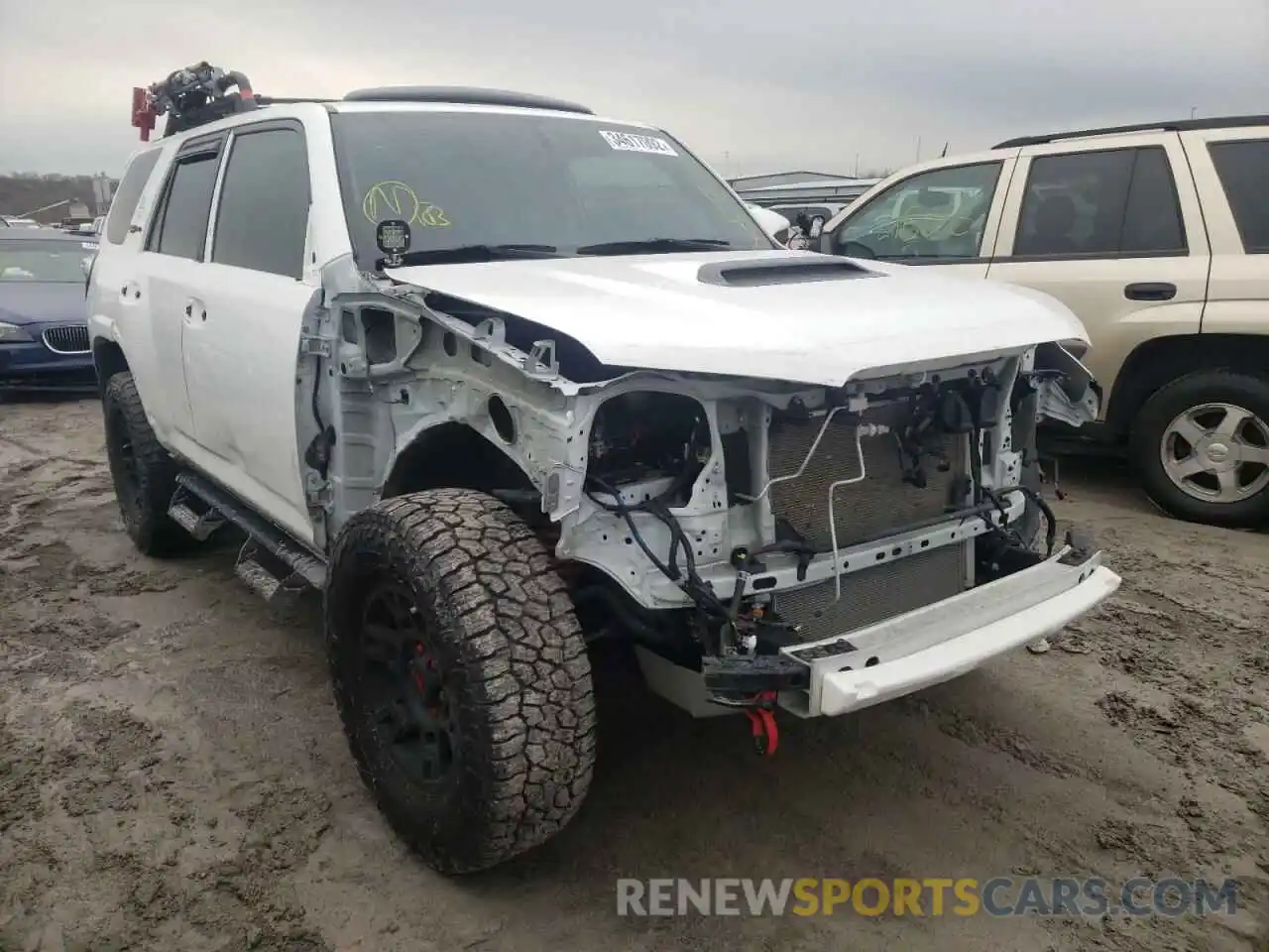 1 Photograph of a damaged car JTEBU5JR2K5705939 TOYOTA 4RUNNER 2019