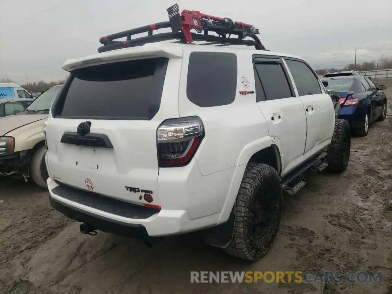 4 Фотография поврежденного автомобиля JTEBU5JR2K5705939 TOYOTA 4RUNNER 2019