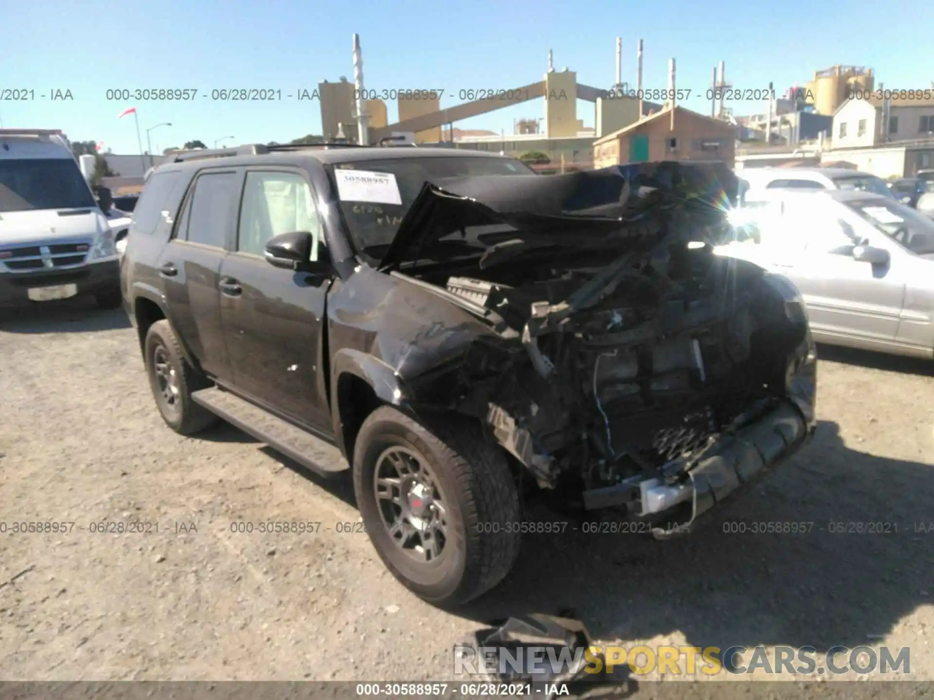 1 Photograph of a damaged car JTEBU5JR2K5708288 TOYOTA 4RUNNER 2019