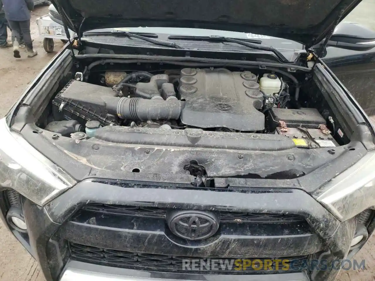 7 Photograph of a damaged car JTEBU5JR2K5710624 TOYOTA 4RUNNER 2019