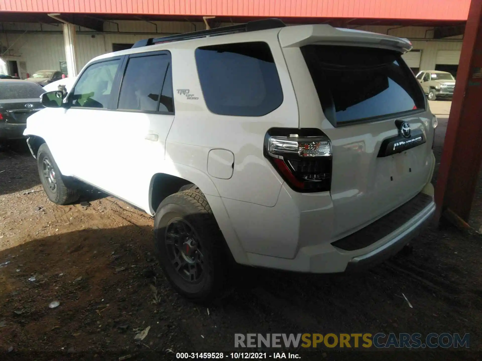 3 Photograph of a damaged car JTEBU5JR2K5722112 TOYOTA 4RUNNER 2019