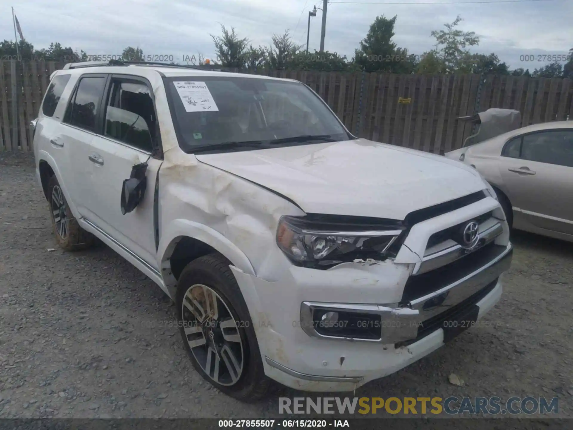 1 Фотография поврежденного автомобиля JTEBU5JR2K5722594 TOYOTA 4RUNNER 2019