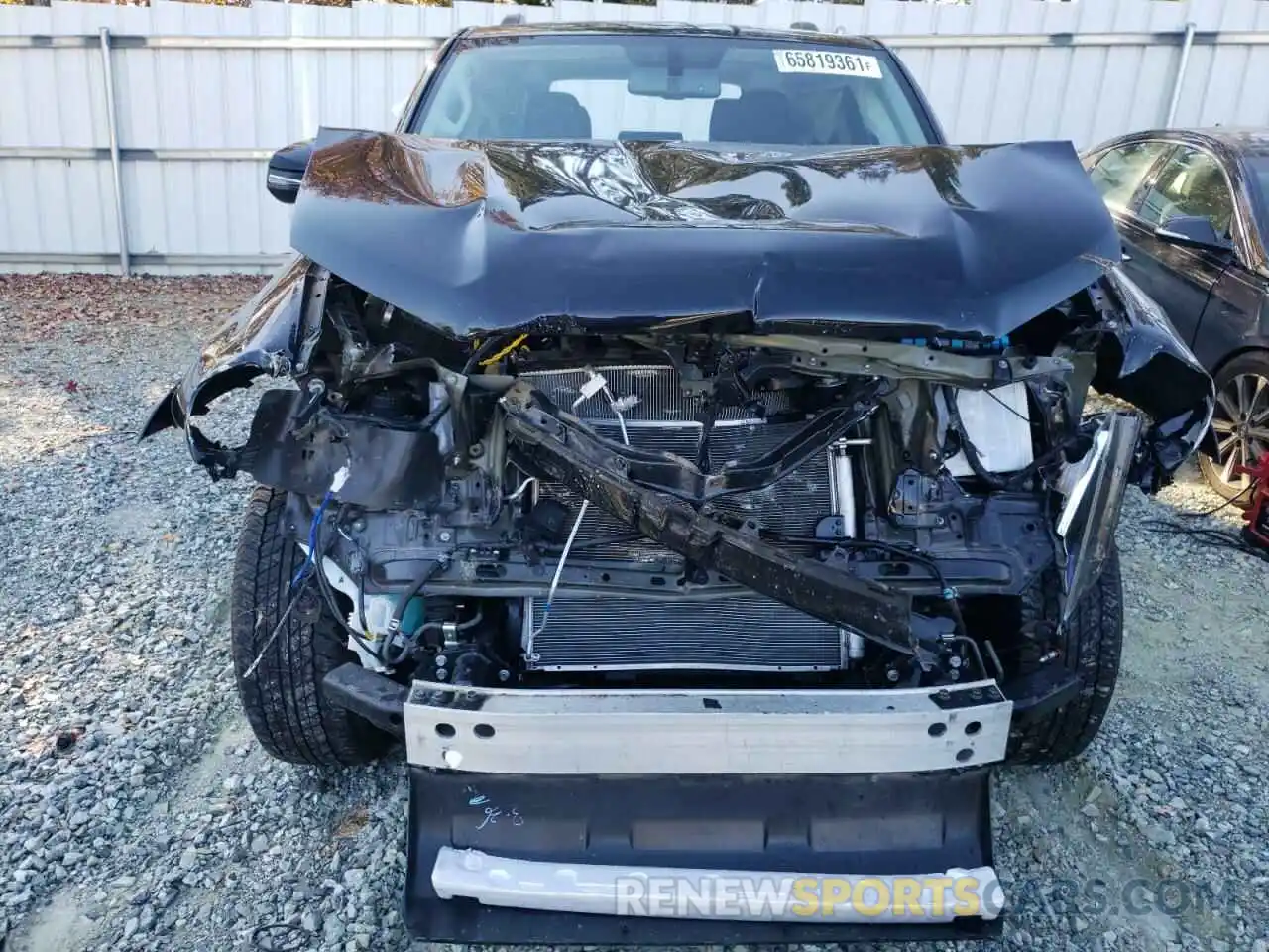 9 Photograph of a damaged car JTEBU5JR2K5724233 TOYOTA 4RUNNER 2019