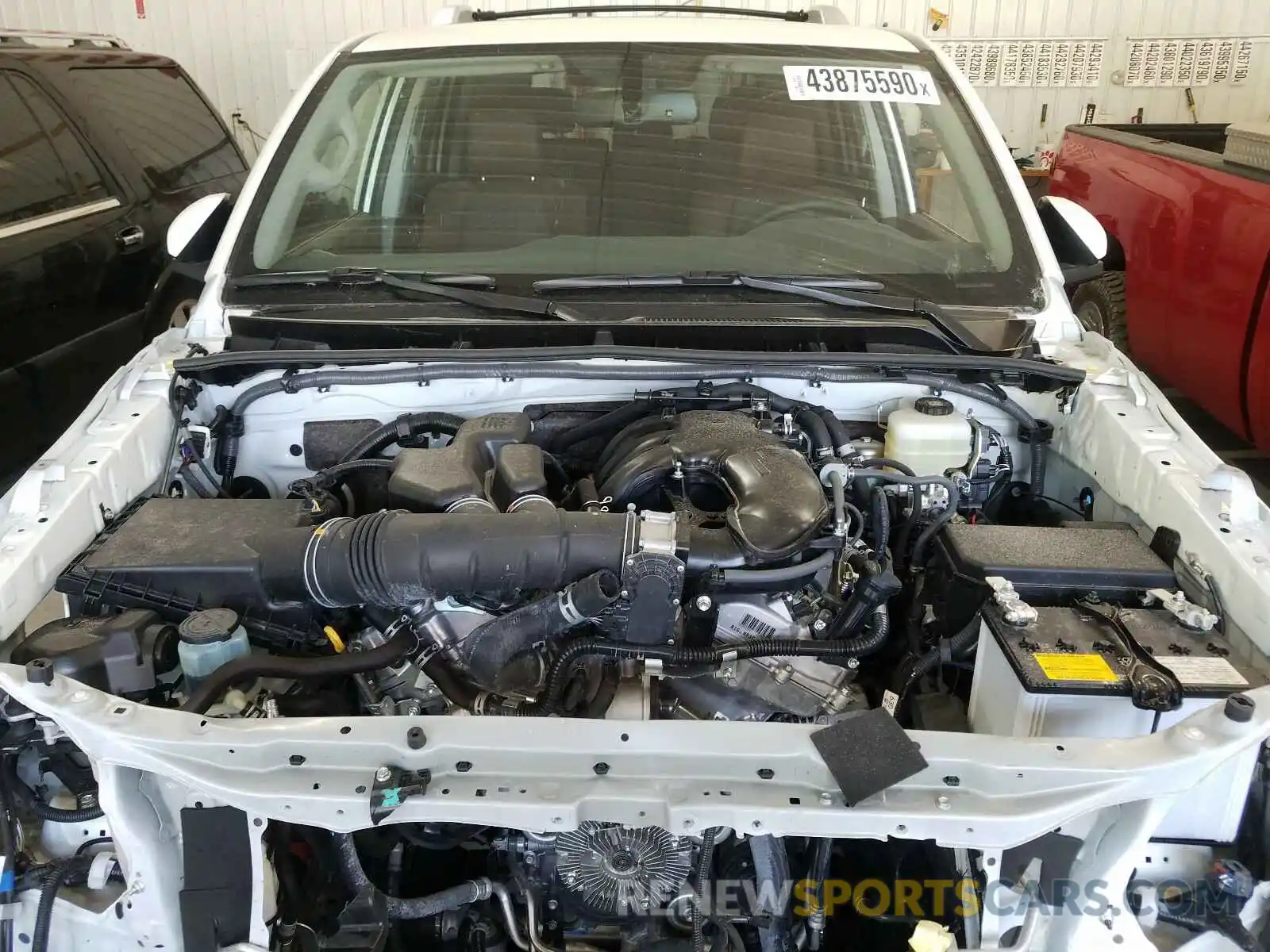 7 Photograph of a damaged car JTEBU5JR2K5727018 TOYOTA 4RUNNER 2019