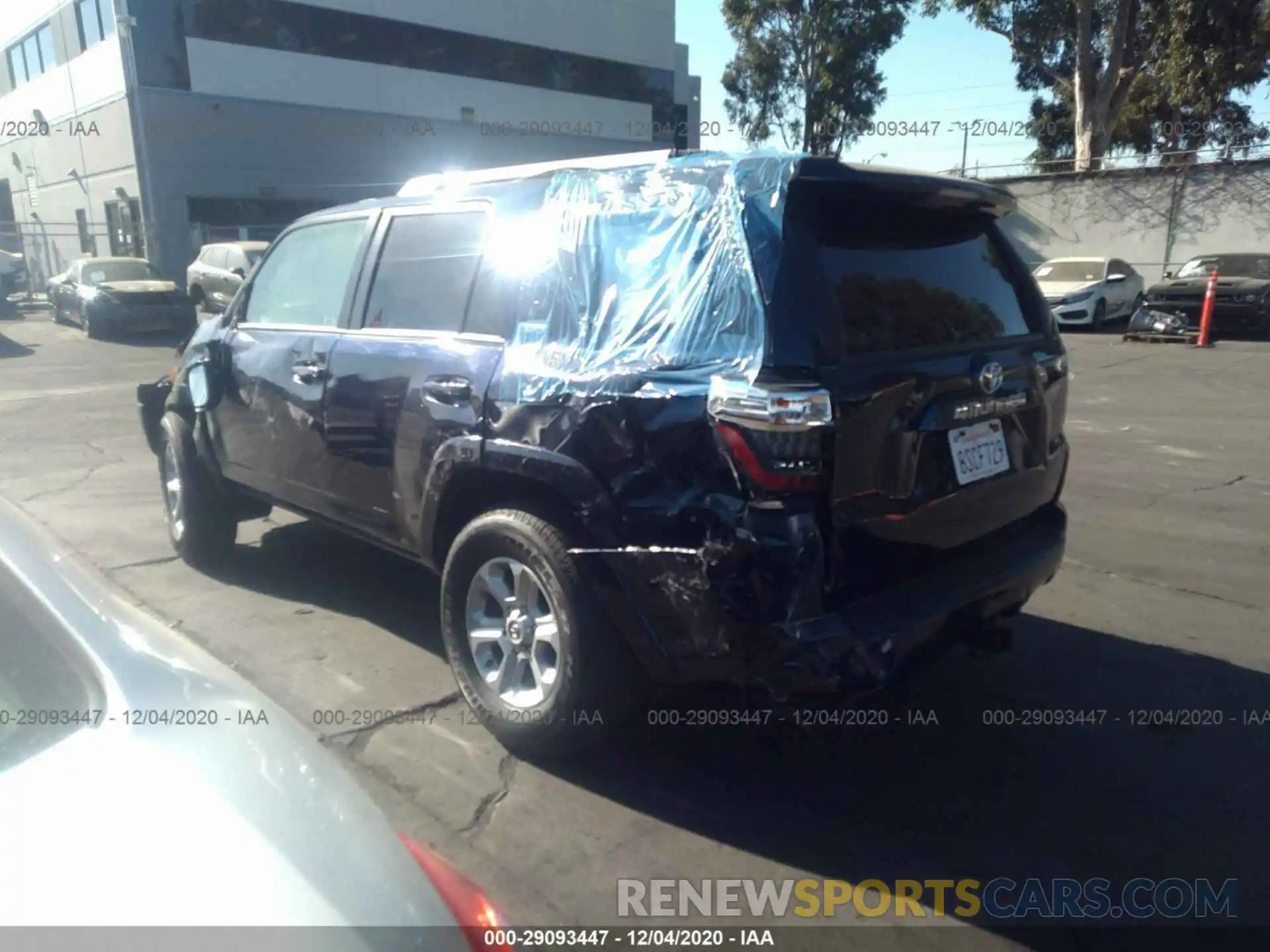 3 Photograph of a damaged car JTEBU5JR2K5727780 TOYOTA 4RUNNER 2019