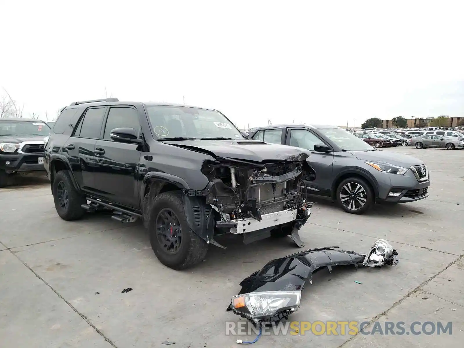 1 Photograph of a damaged car JTEBU5JR2K5728069 TOYOTA 4RUNNER 2019