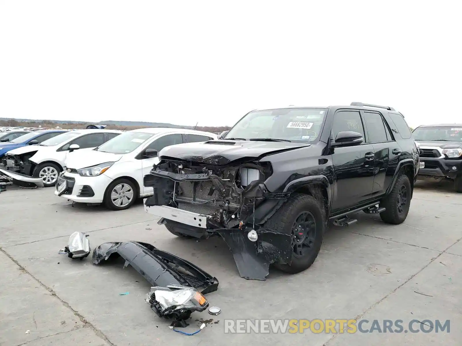 2 Photograph of a damaged car JTEBU5JR2K5728069 TOYOTA 4RUNNER 2019