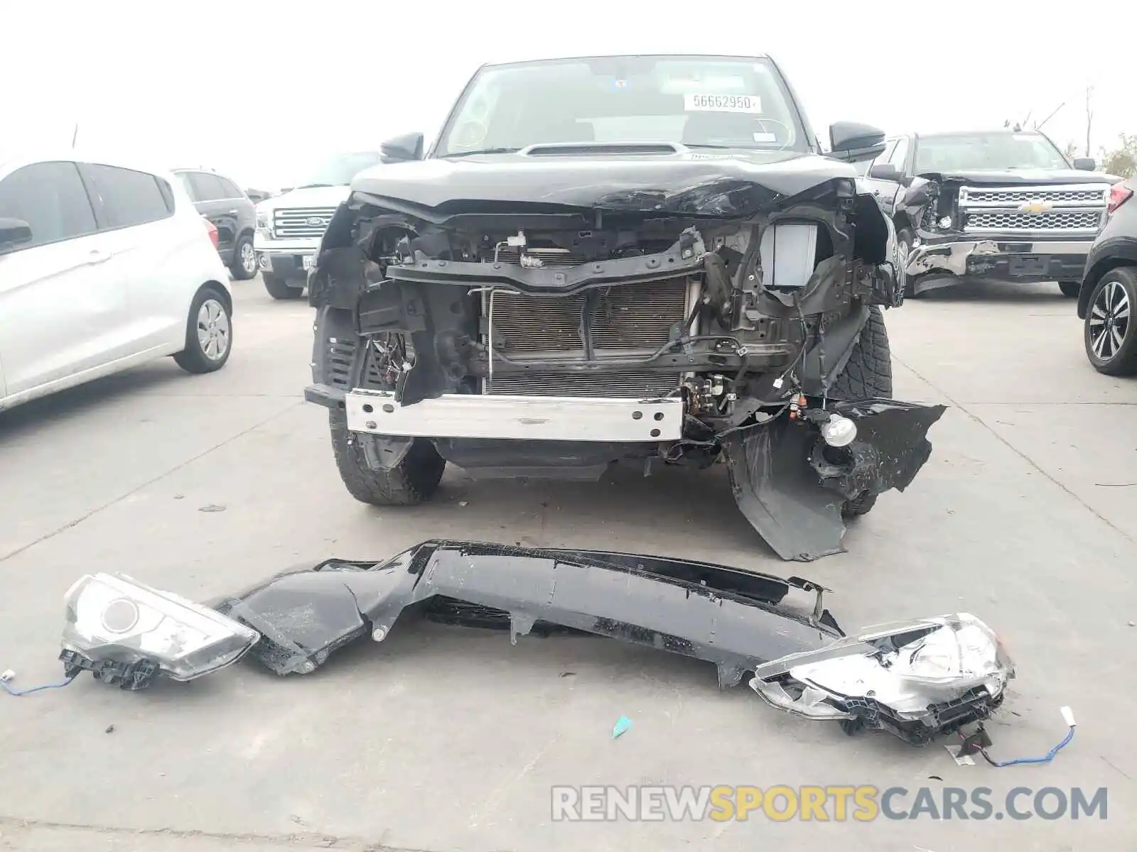 9 Photograph of a damaged car JTEBU5JR2K5728069 TOYOTA 4RUNNER 2019