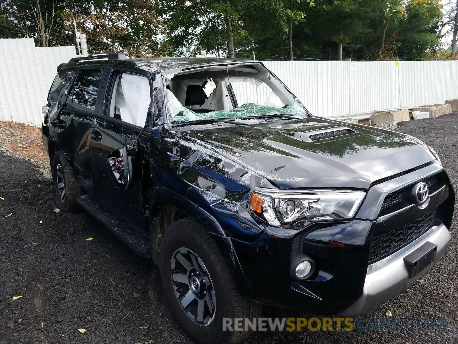 9 Photograph of a damaged car JTEBU5JR2K5729092 TOYOTA 4RUNNER 2019