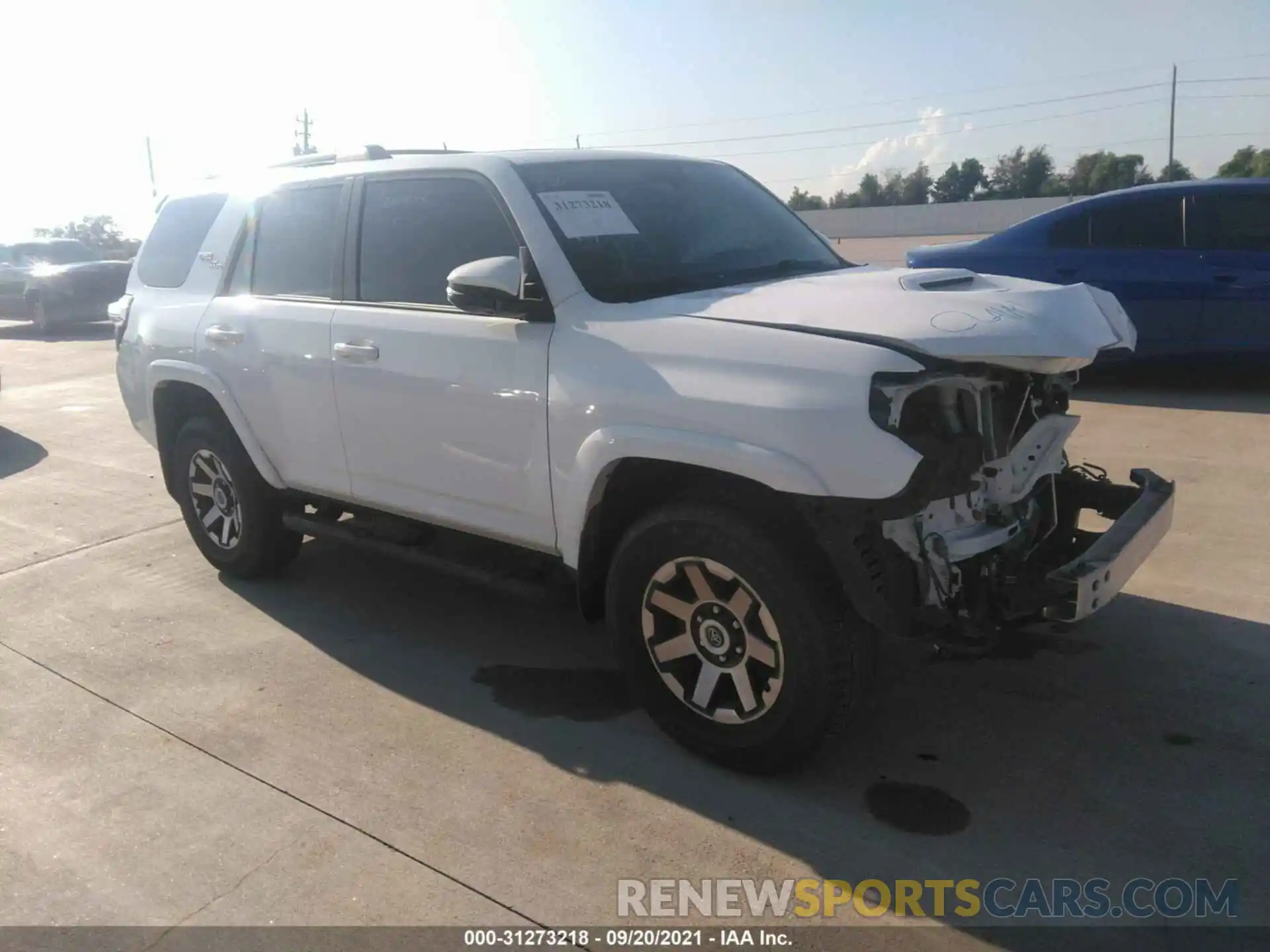 1 Фотография поврежденного автомобиля JTEBU5JR2K5733935 TOYOTA 4RUNNER 2019