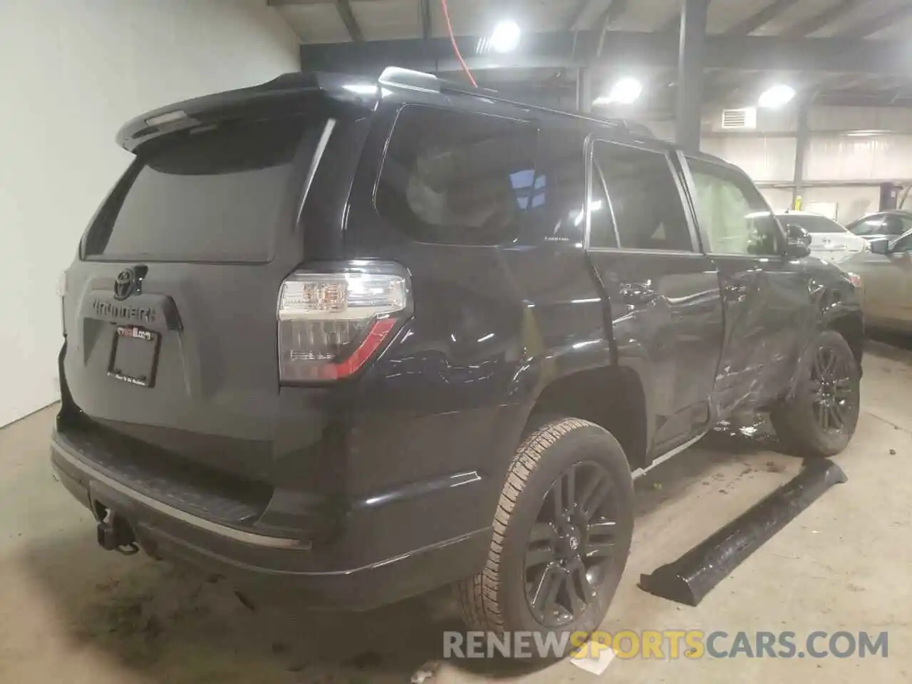 4 Photograph of a damaged car JTEBU5JR2K5734776 TOYOTA 4RUNNER 2019