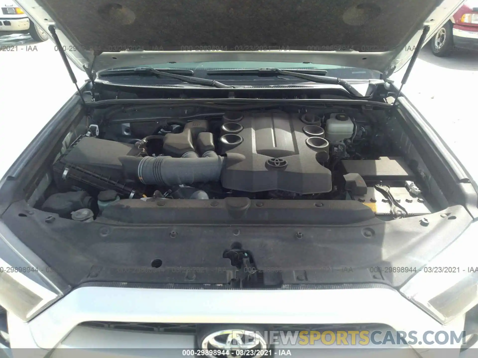 10 Фотография поврежденного автомобиля JTEBU5JR3K5613139 TOYOTA 4RUNNER 2019