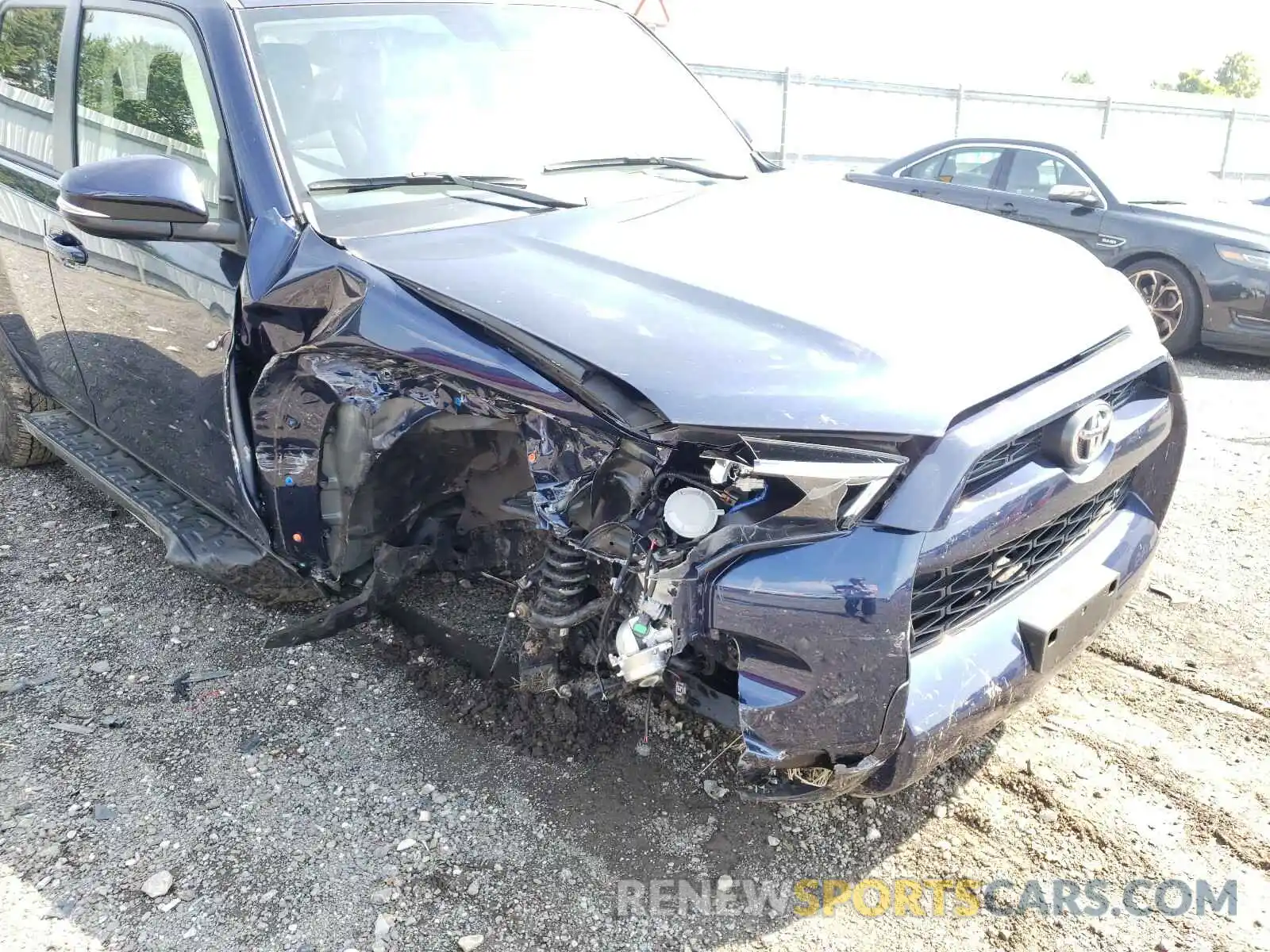 9 Photograph of a damaged car JTEBU5JR3K5614095 TOYOTA 4RUNNER 2019