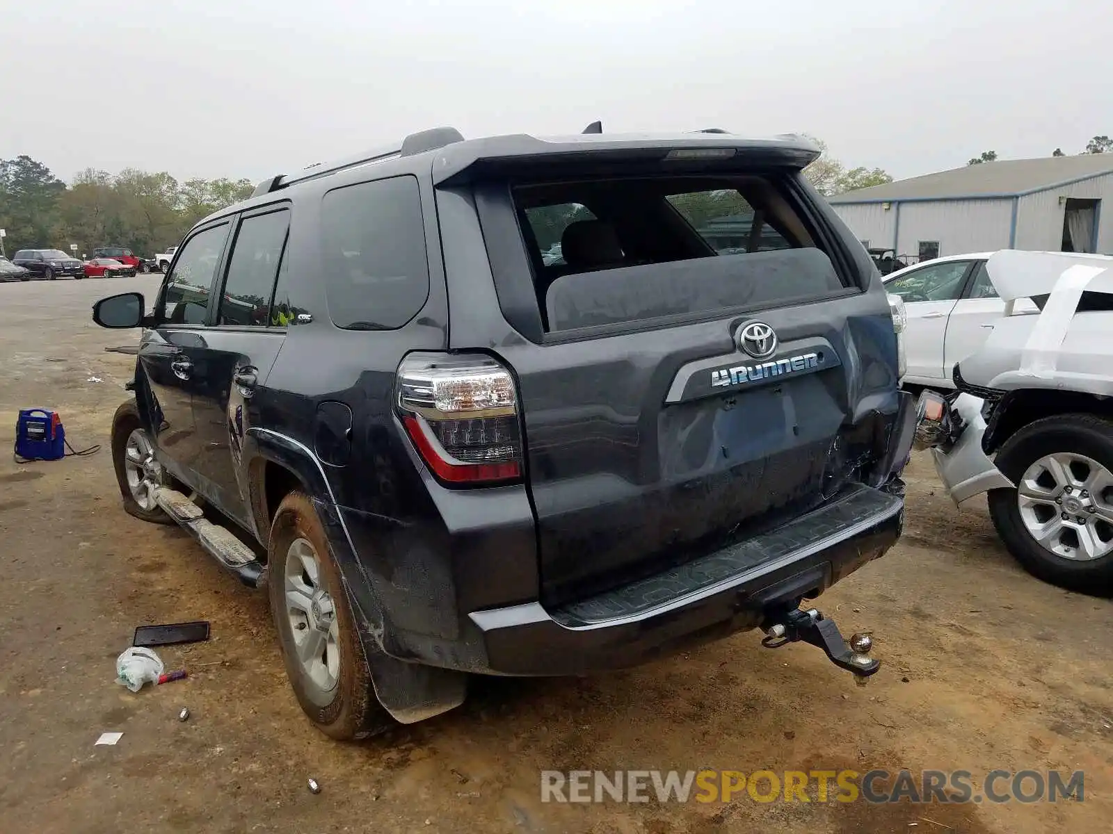 3 Фотография поврежденного автомобиля JTEBU5JR3K5617434 TOYOTA 4RUNNER 2019